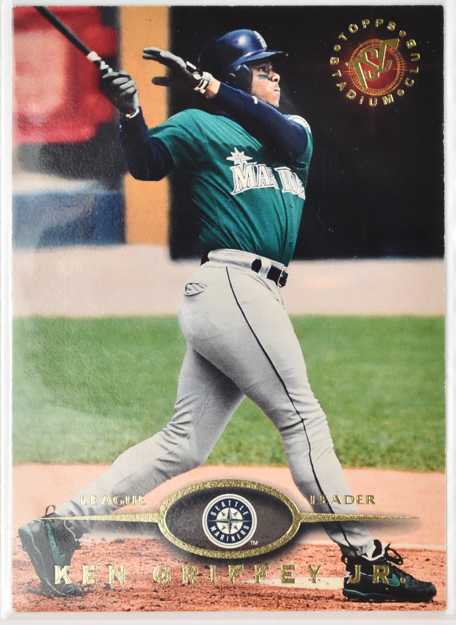 Ken Griffey Jr 241 Baseball Card 1995 Topps Stadium Club