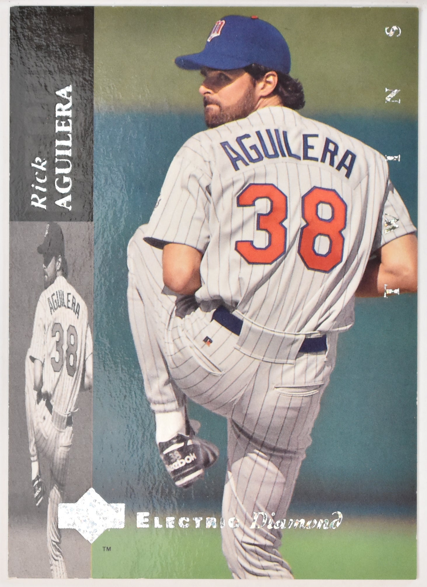 Rick Aguilera 141 Upper Deck Electric Diamond Baseball Card