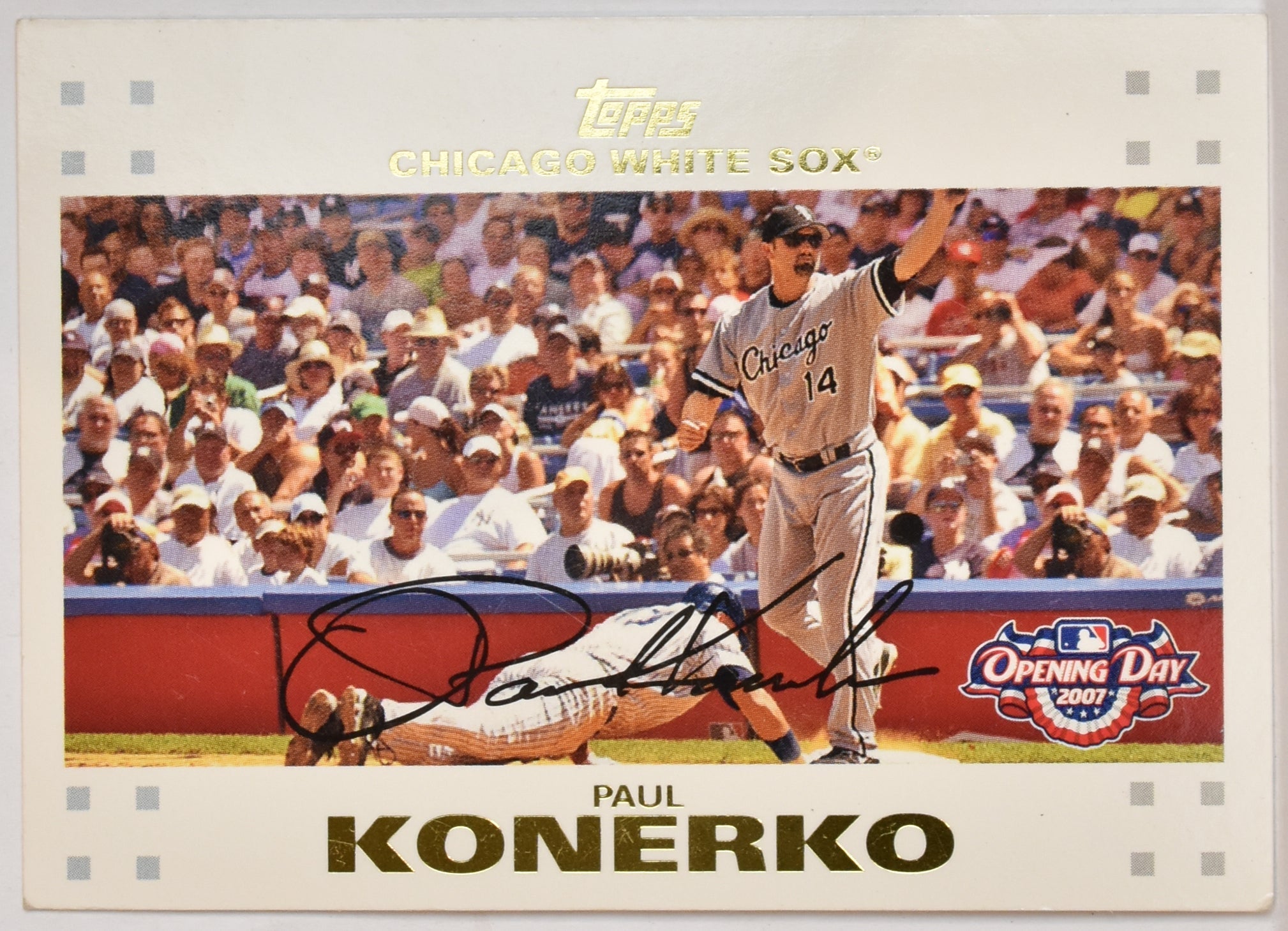 Paul Konerko 12 Topps Baseball Card 2007