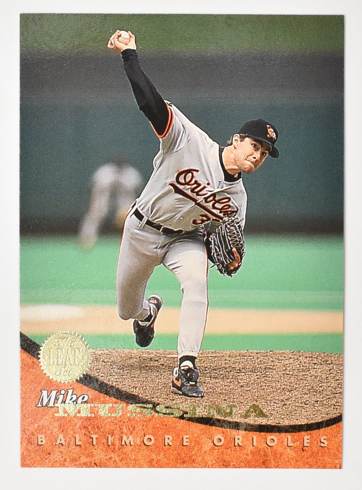 Mike Mussina 105 Baltimore Orioles Leaf Set 1994 Baseball Card