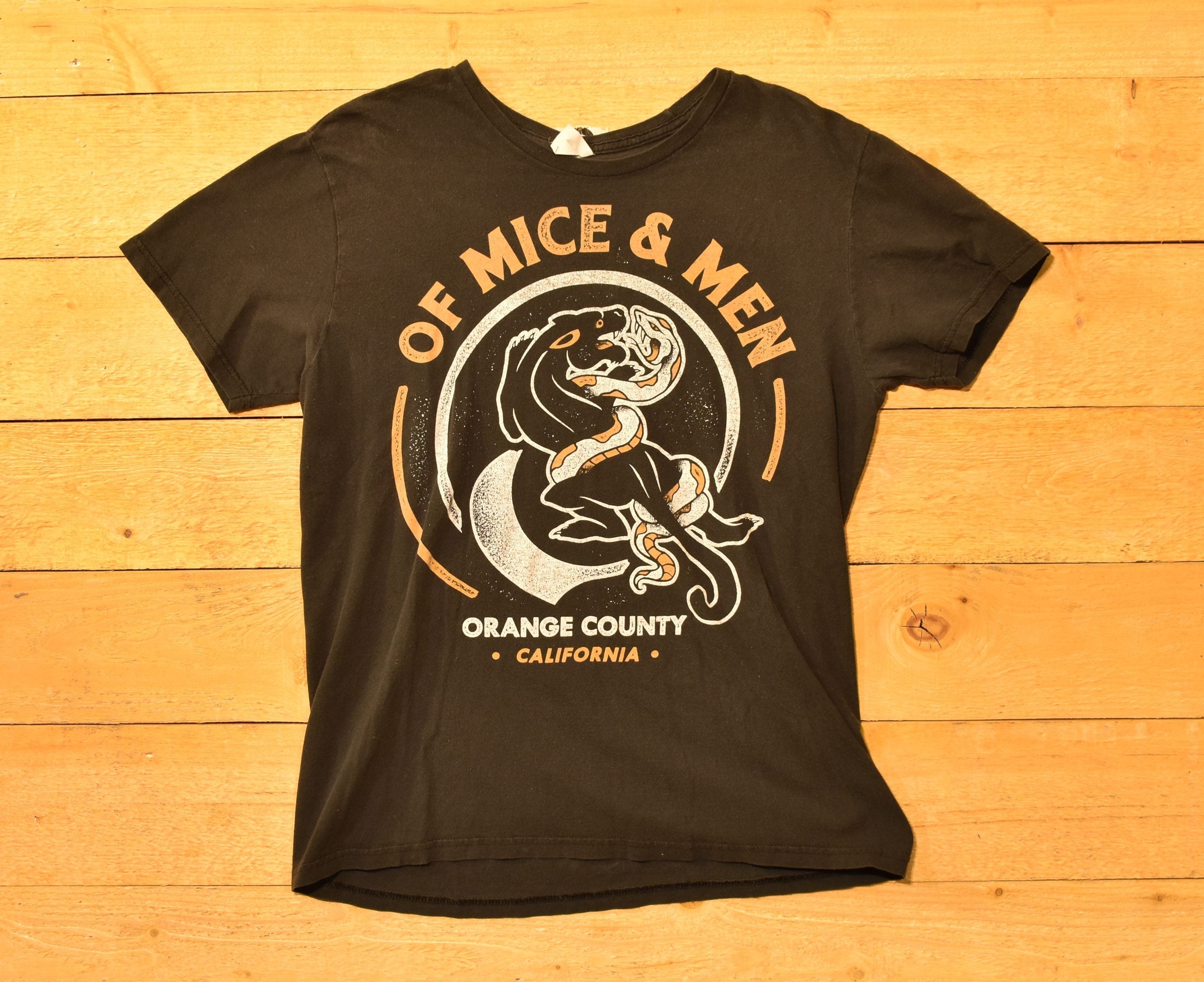 Of Mice and men T Shirt Vintage Rock band tee Medium Used
