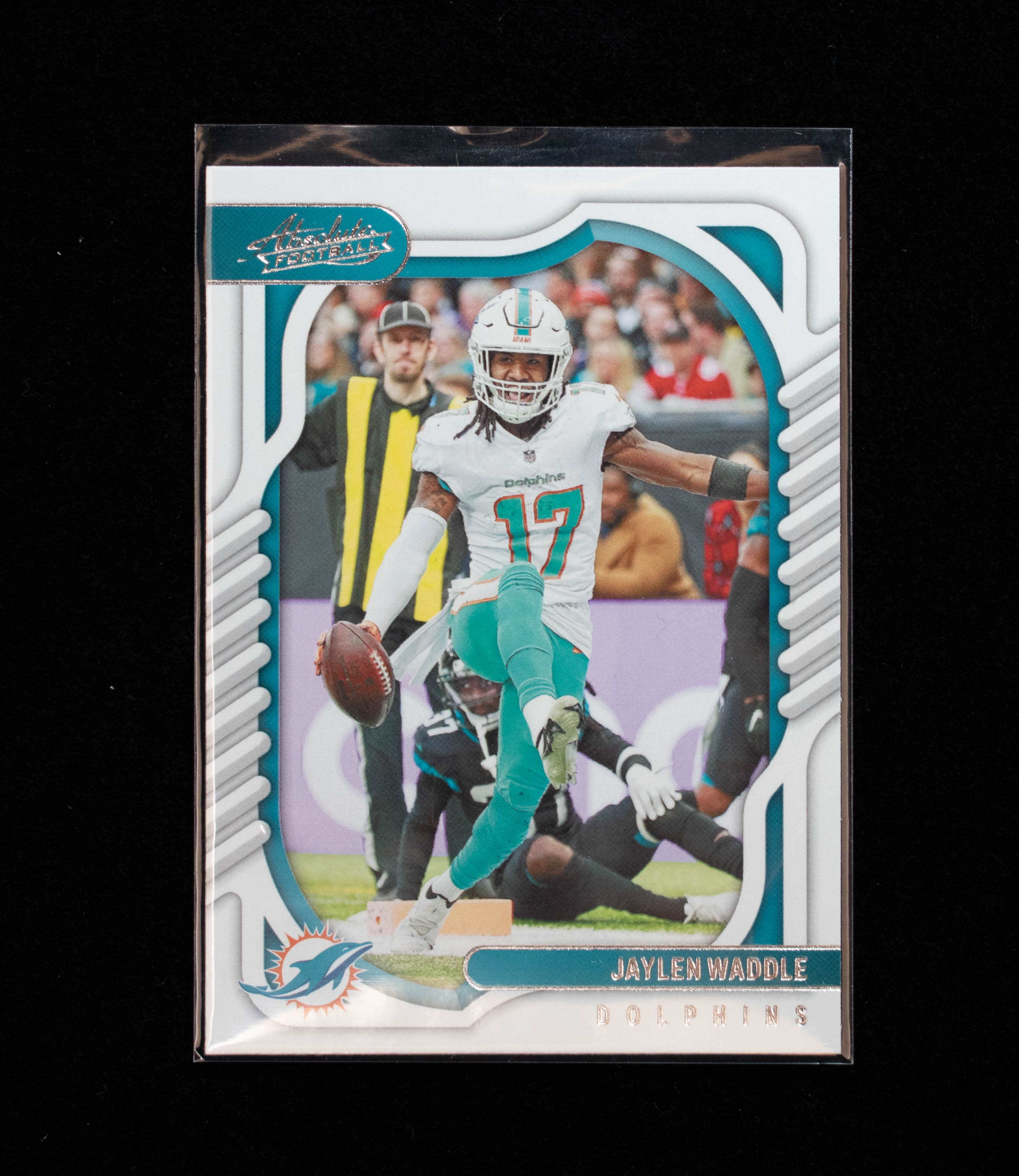 Jaylen Waddle 51 Panini 2022 Absolute Dolphins