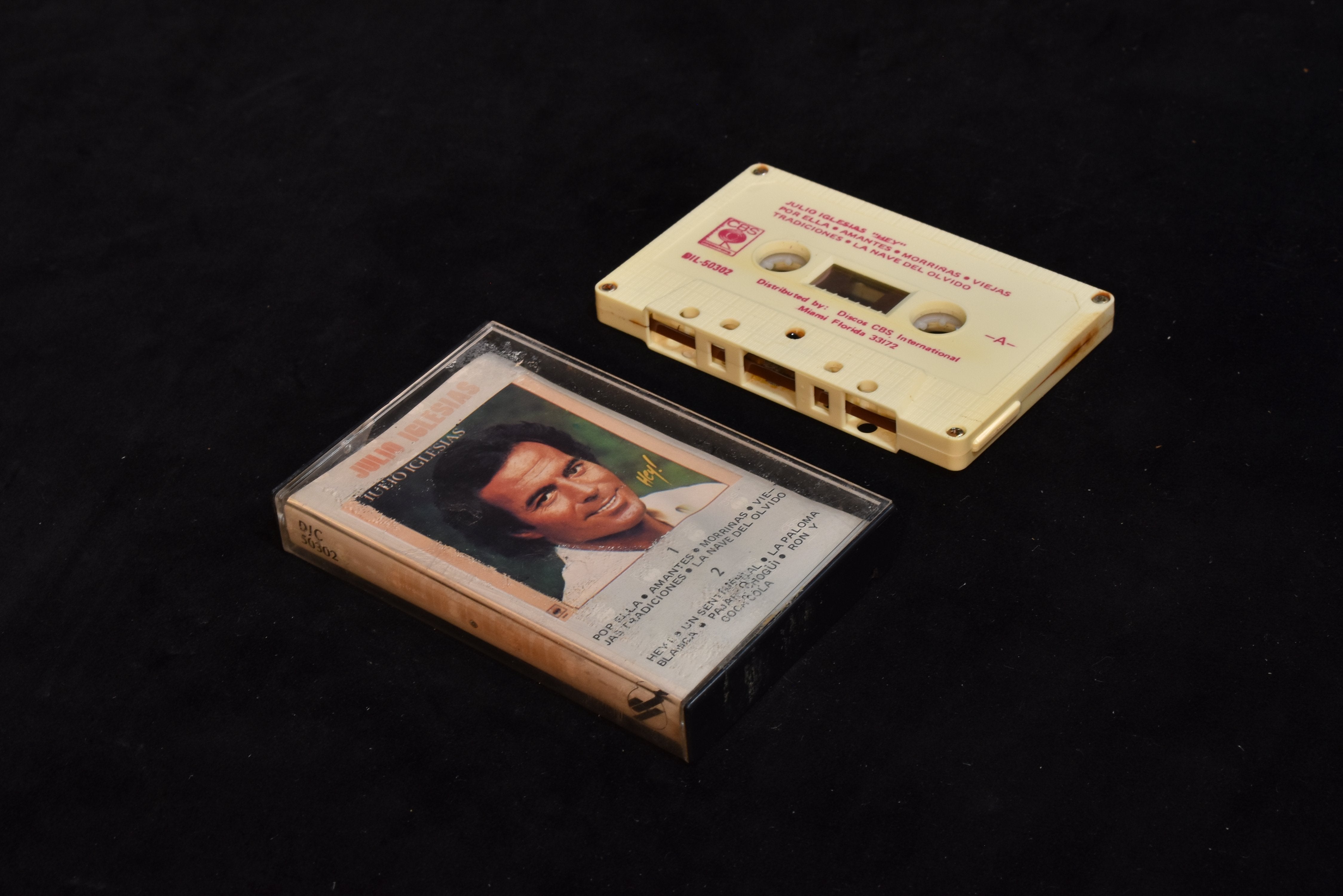 Julio Iglesias cassette tape used