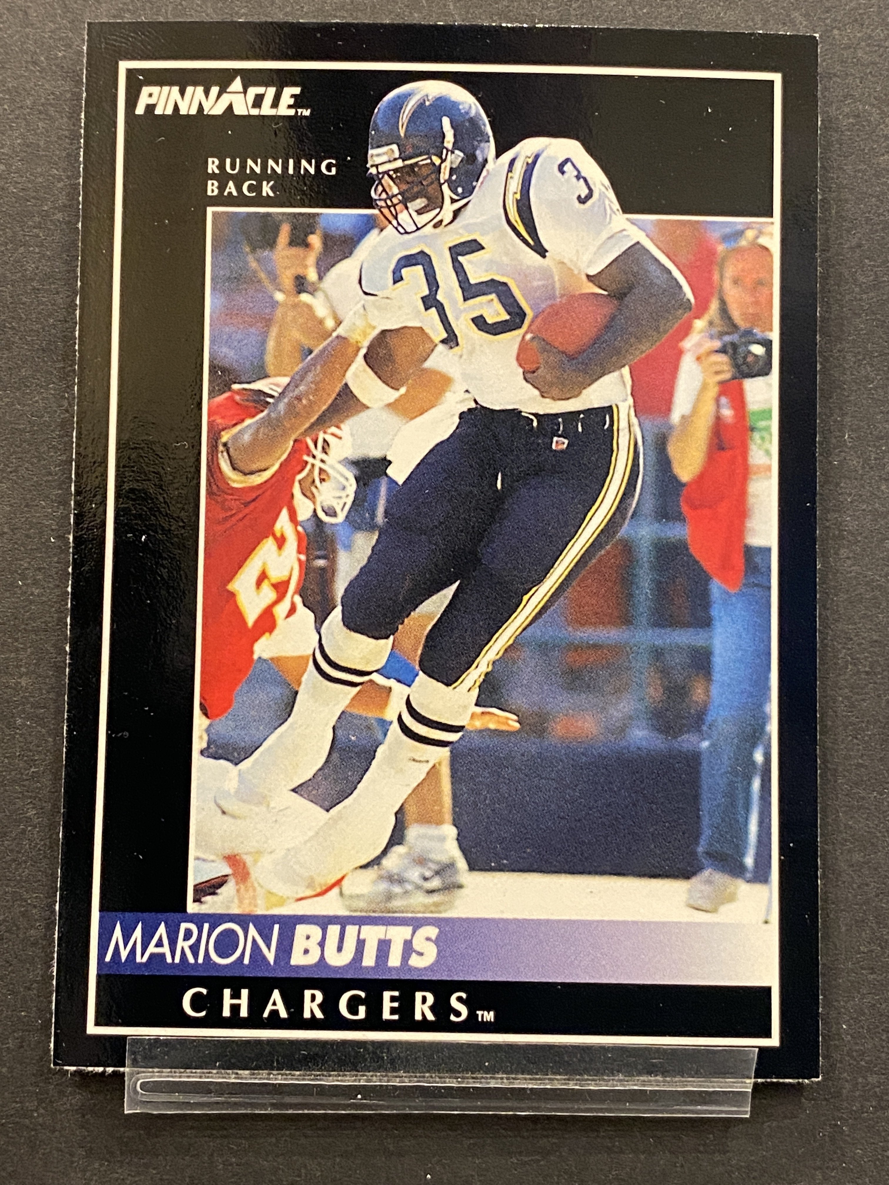 Marion Butts Pinnacle Football Card Los Angeles Chargers