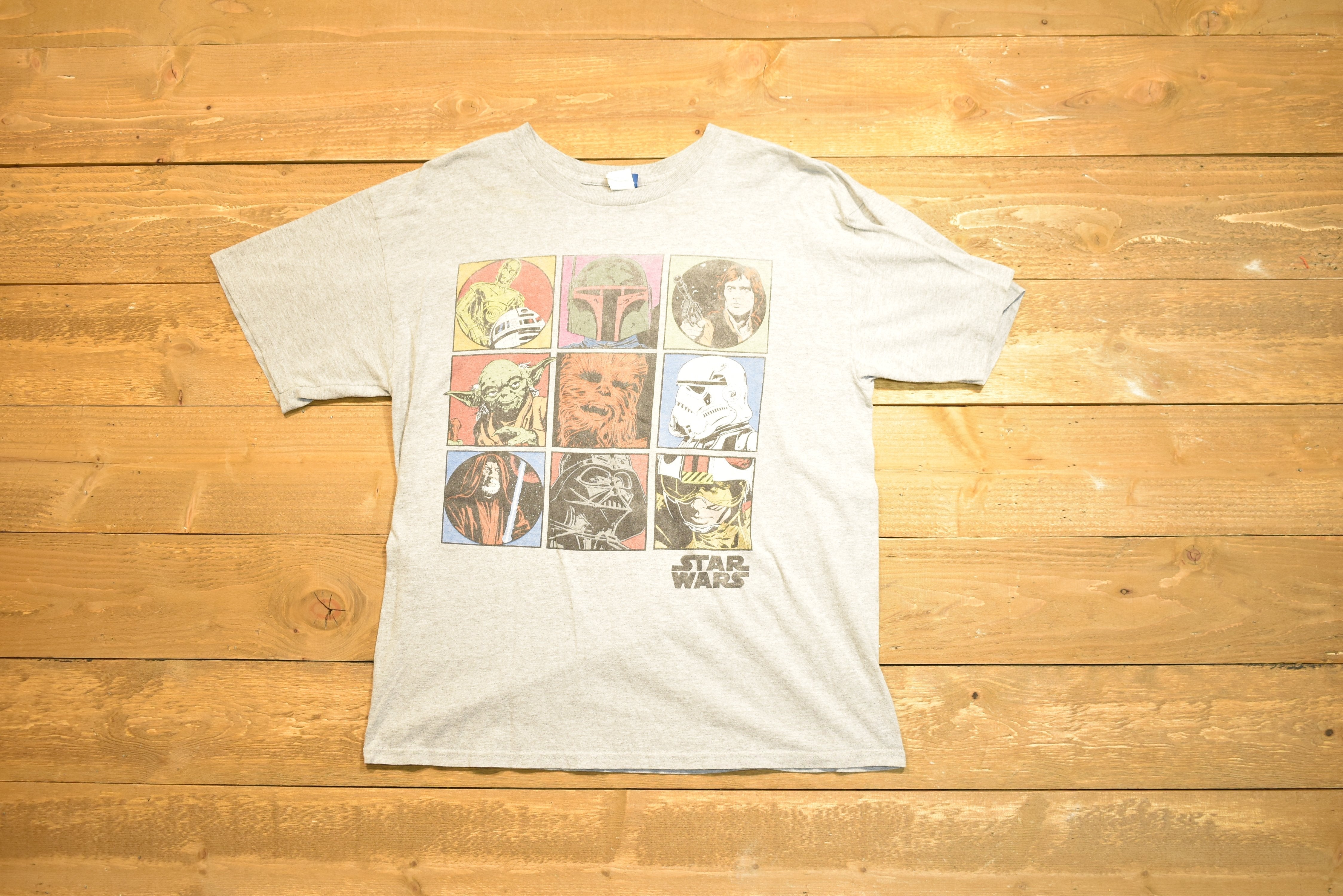 Star Wars T-shirt large authentic used gray