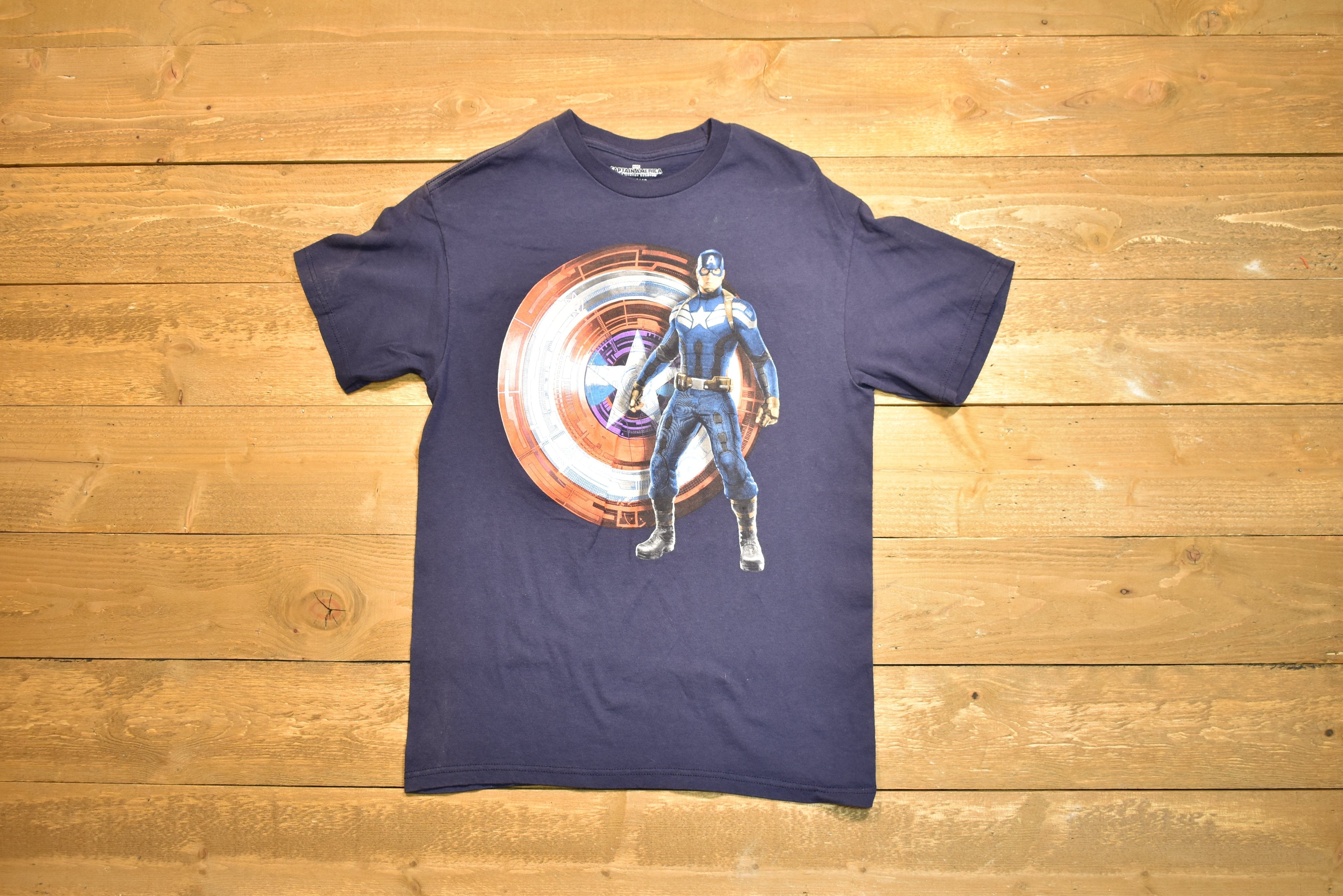 Captain America men's T-shirt medium marvel winter storm used authentic