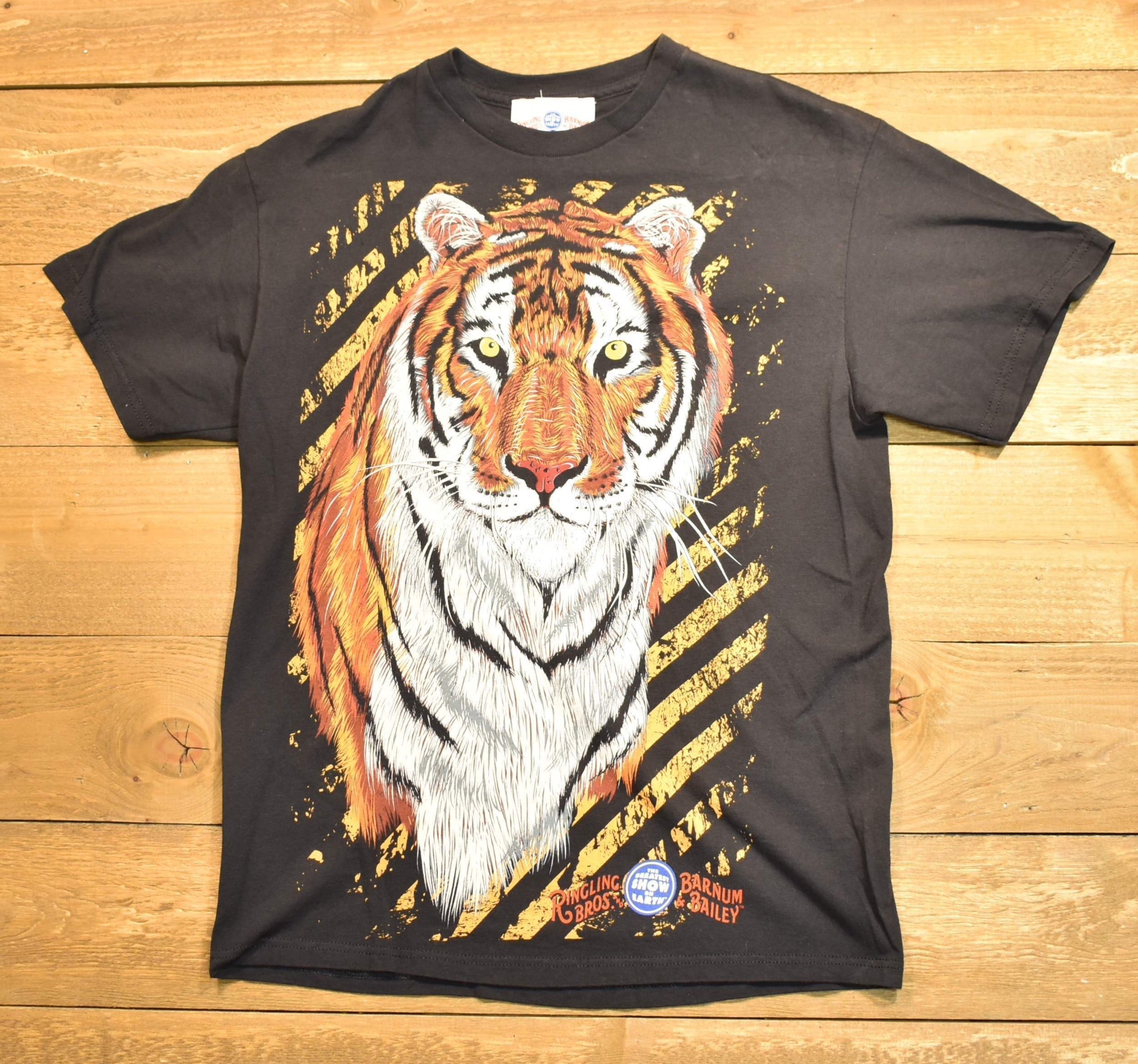 Ringling Brothers Barnum and Bailey medium T-shirt used tiger