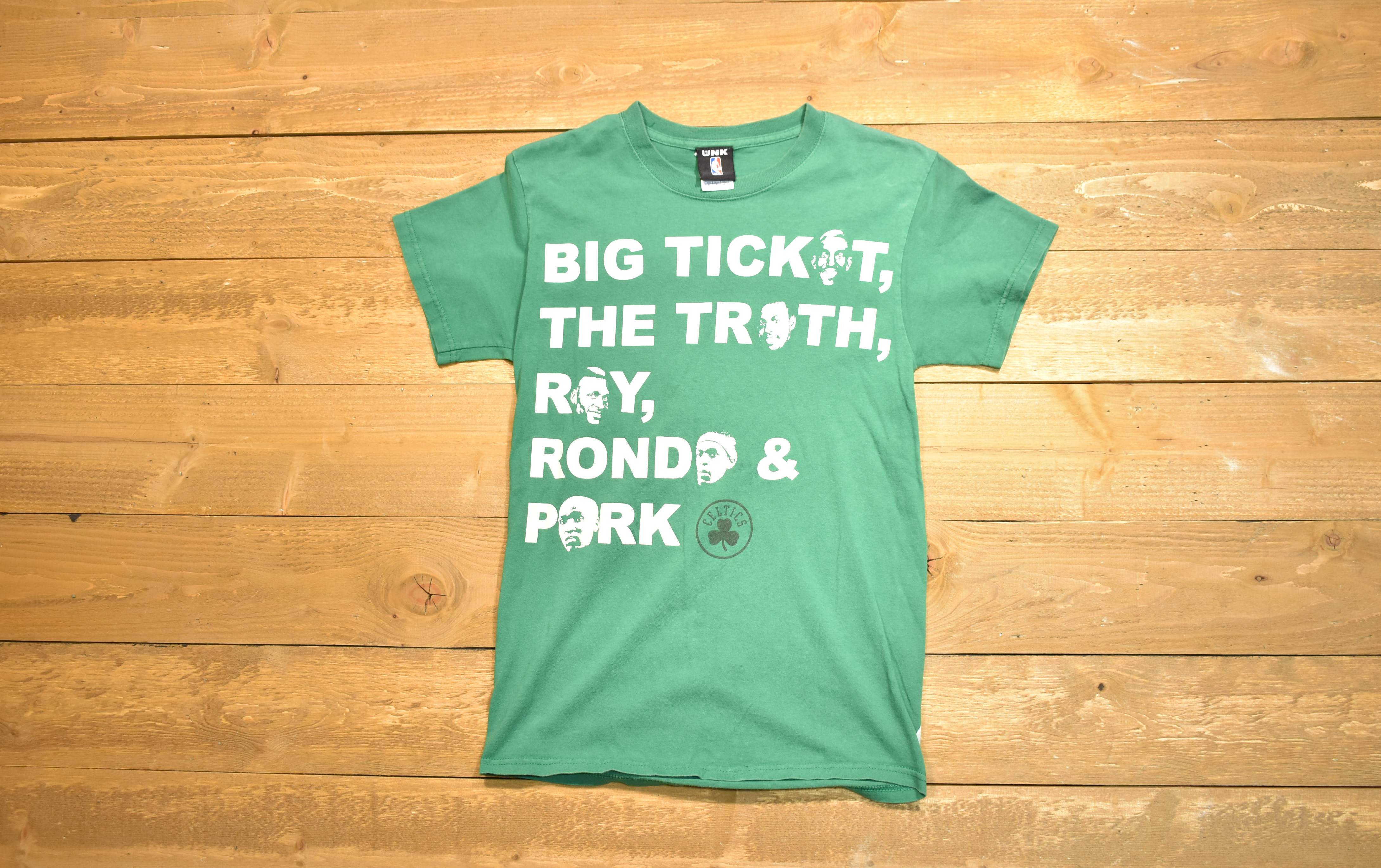 Boston Celtics NBA basketball T-shirt used small green NBA used