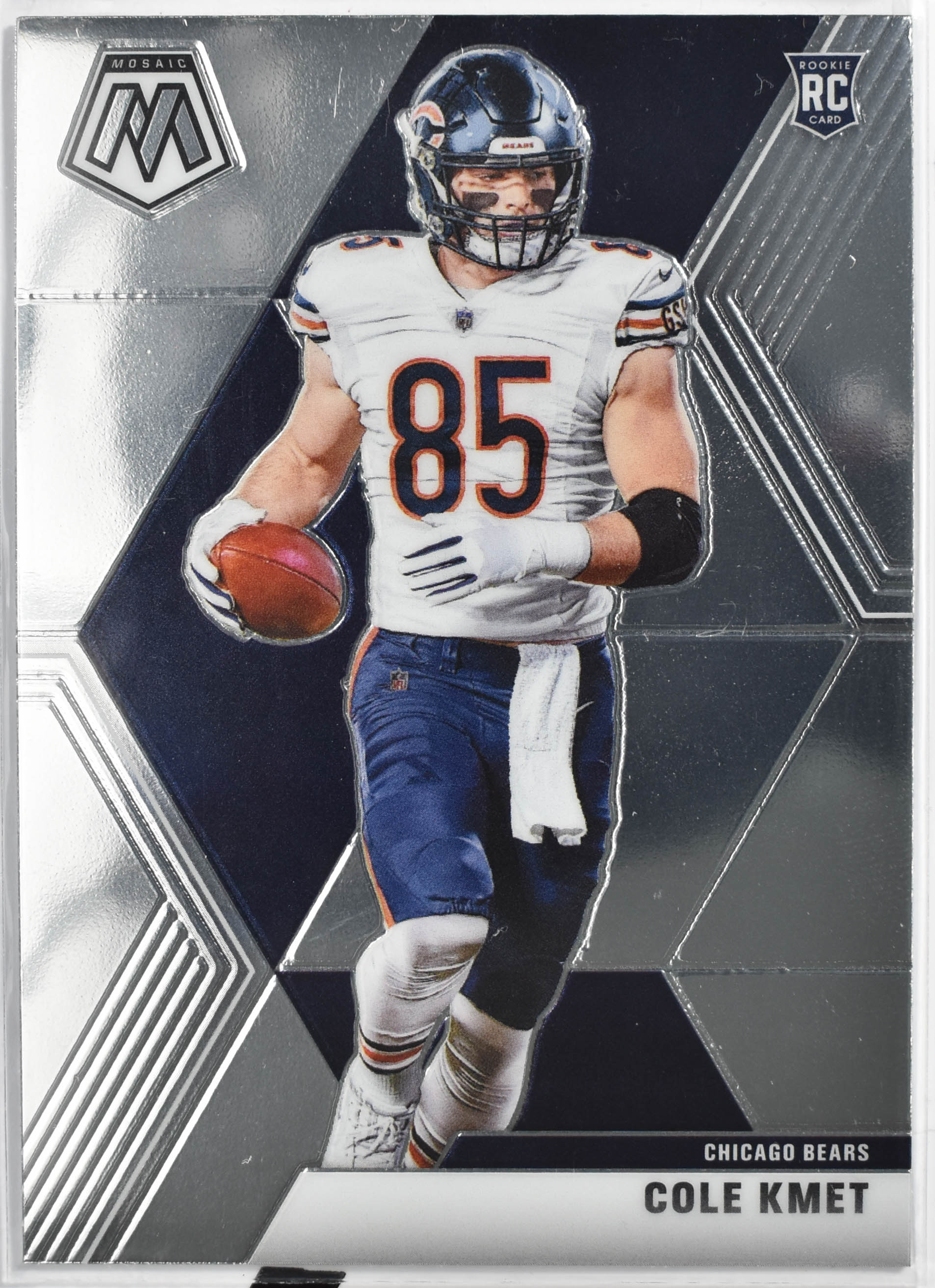 Cole Kmet Rookie Card No.218 Panini Mosaic 2020