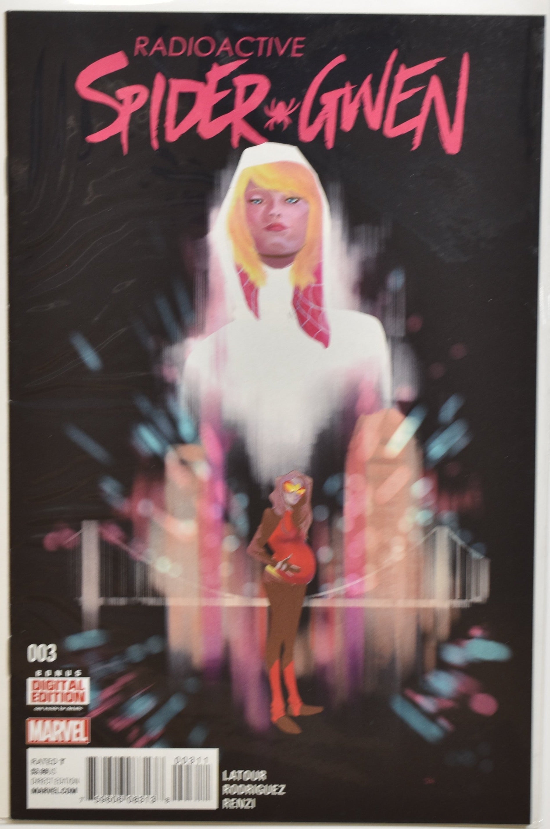 Spider Gwen Radioactive 003 Marvel Comics Variant