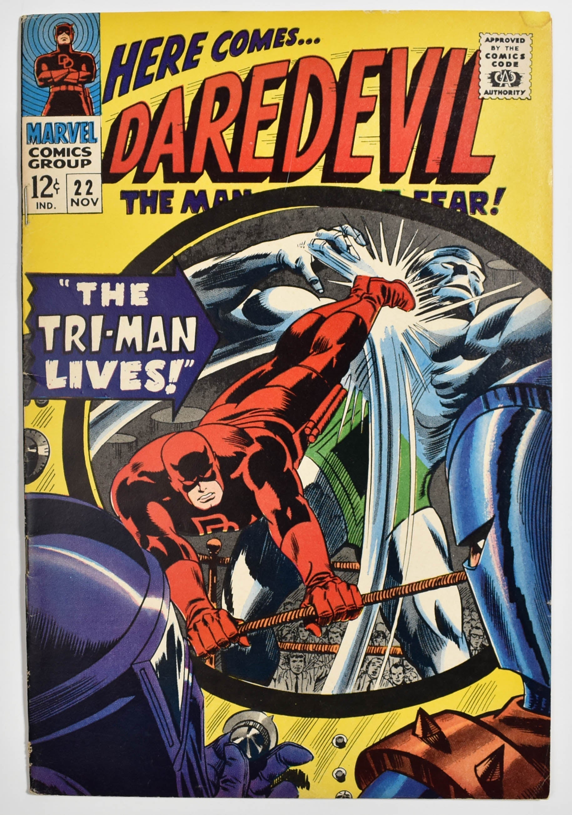 Daredevil Comic Book 22 November 1966 The Tri-Man Lives