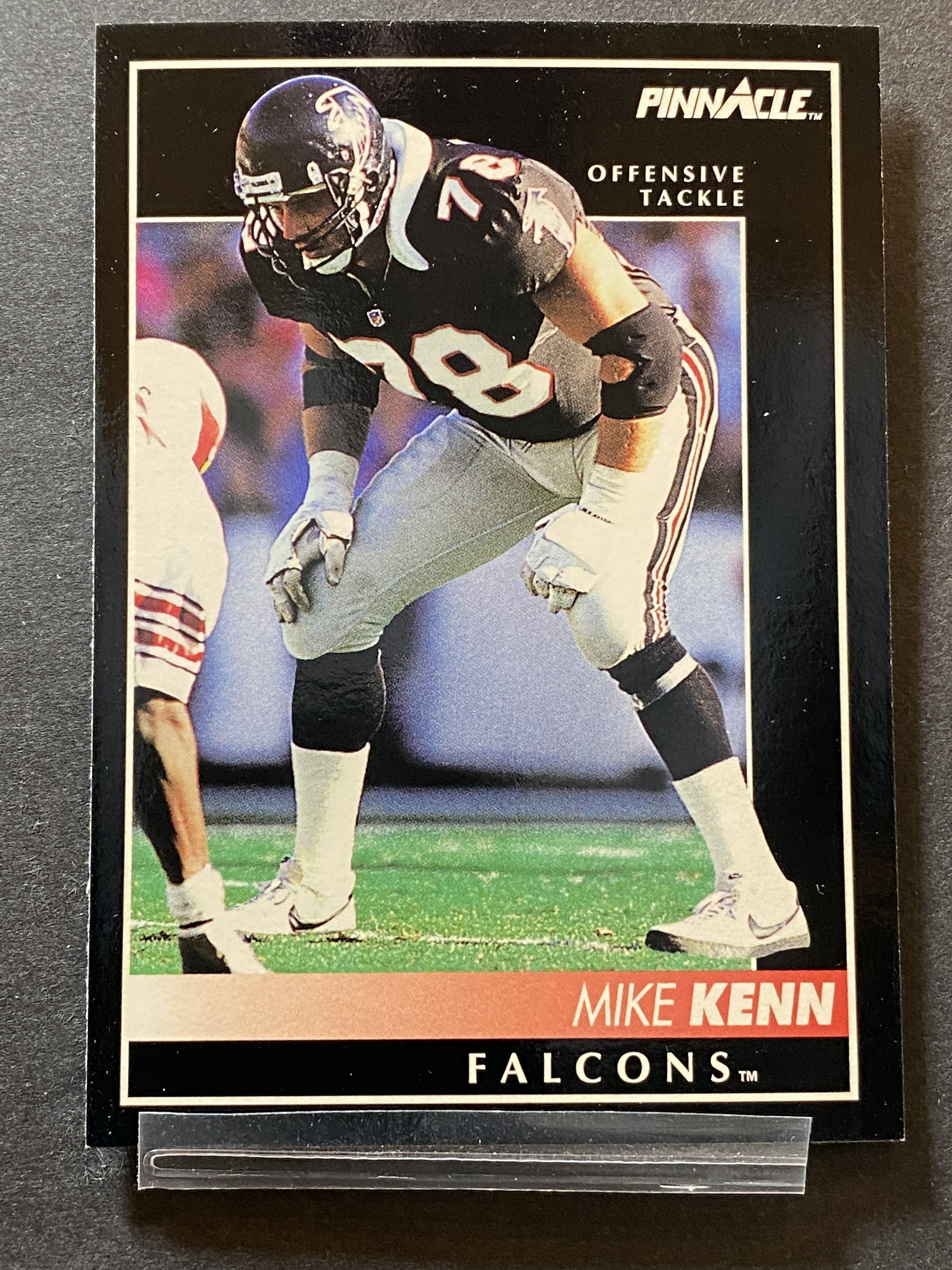 Mike Kenn Pinnacle Football Card Atlanta Falcons