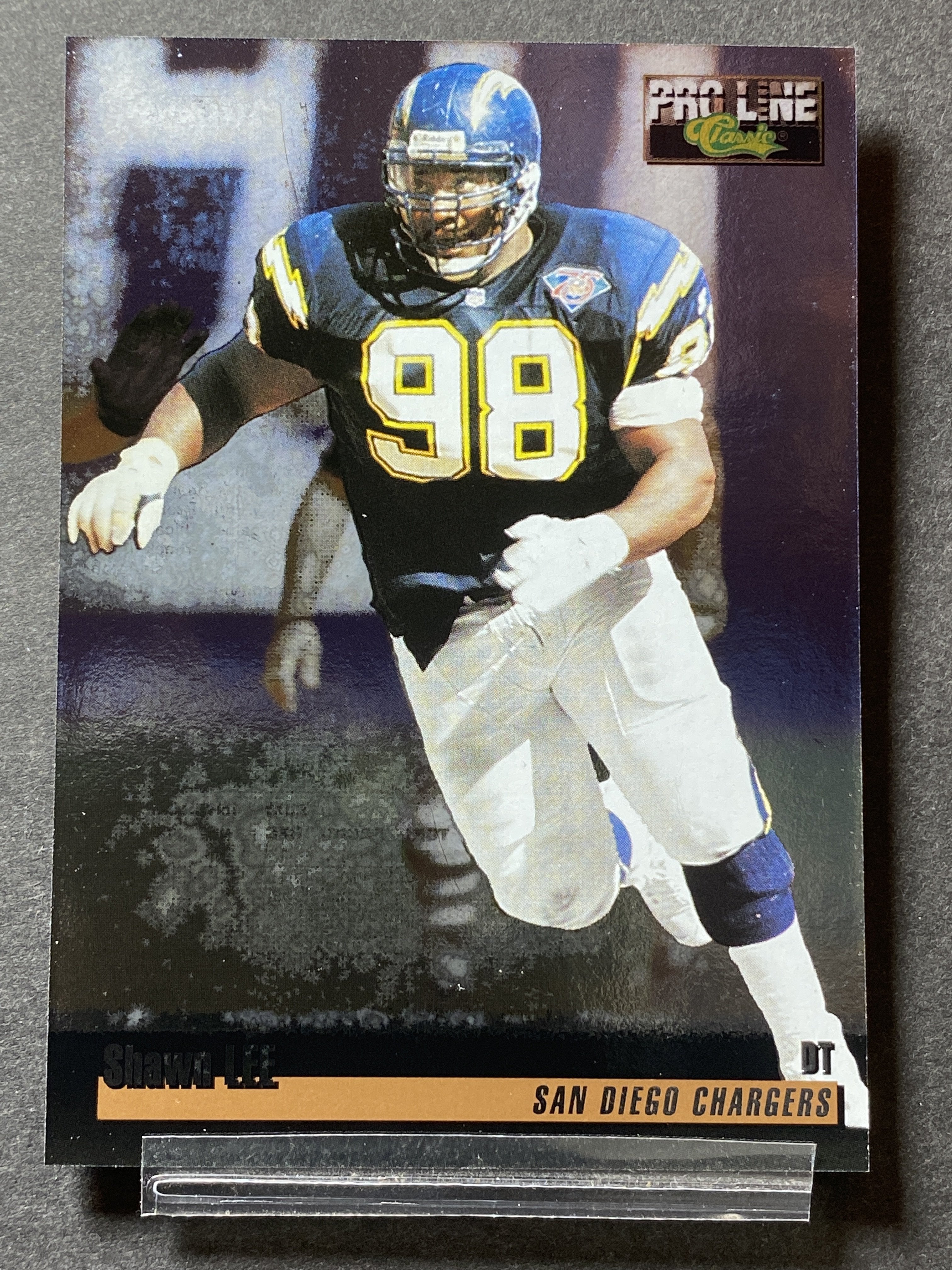 Shawn Lee 208 Pro Line Classic 1995 Football Card Los Angeles Chargers