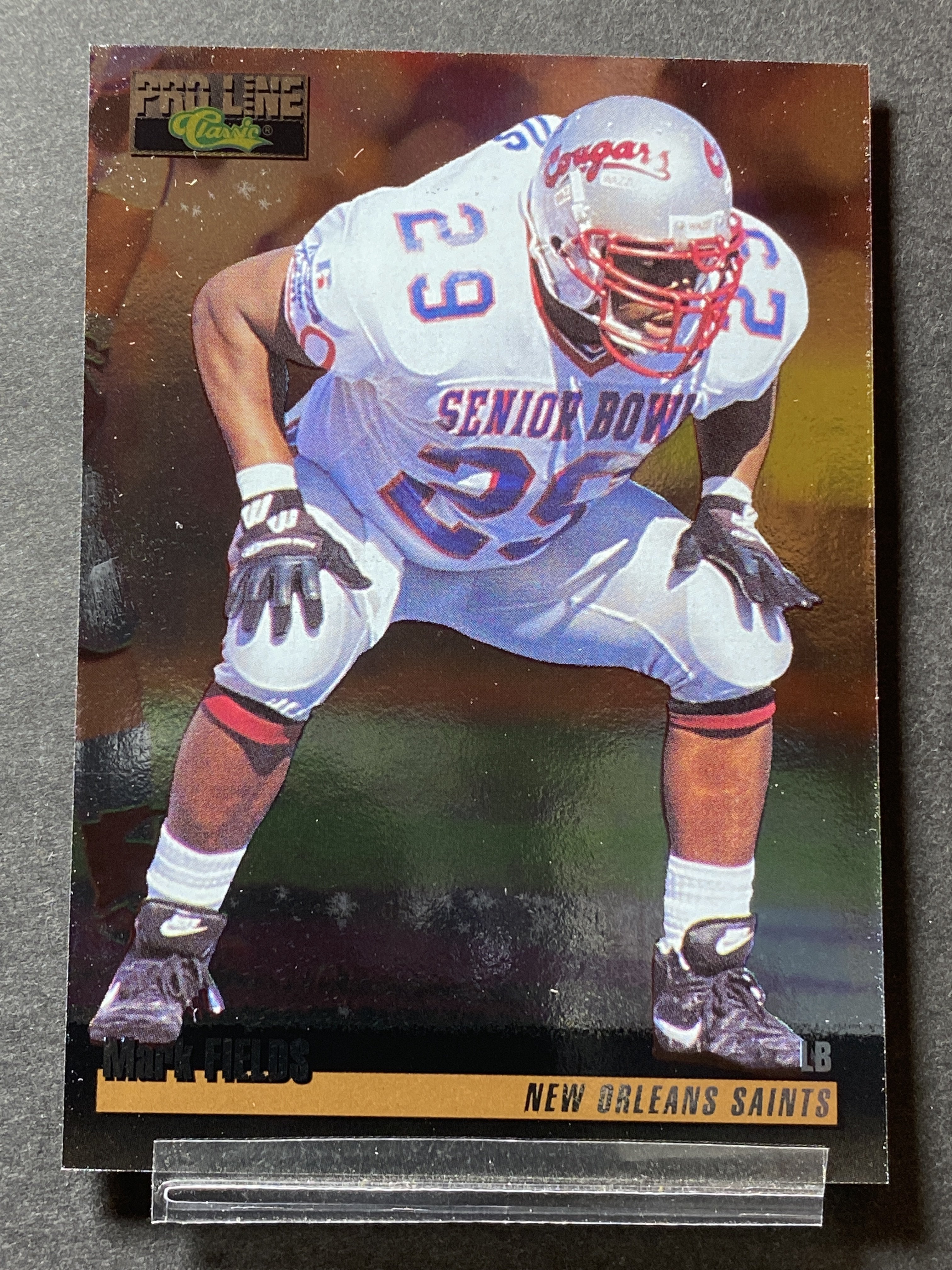 Mark fields 67 Pro Line Classic 1995 Football Card New Orleans Saints