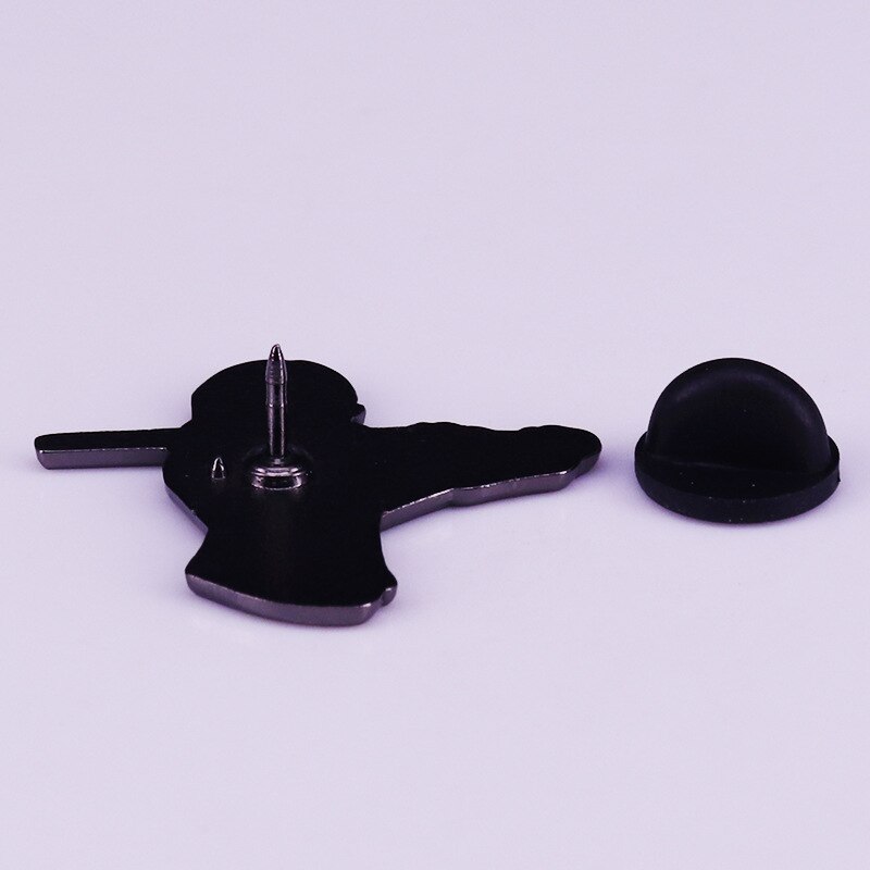 Kill Bill's deadly duel scene inspiration brooch thriller action movie badge