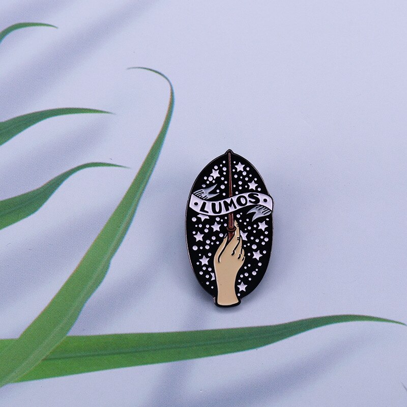 Lumos"Fluorescent Flash"-Magic Brooch