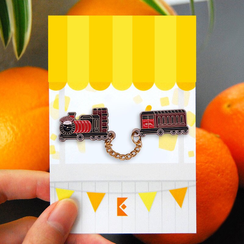 Limited express train brooch, magic train emblem, interesting shirt collar decoration