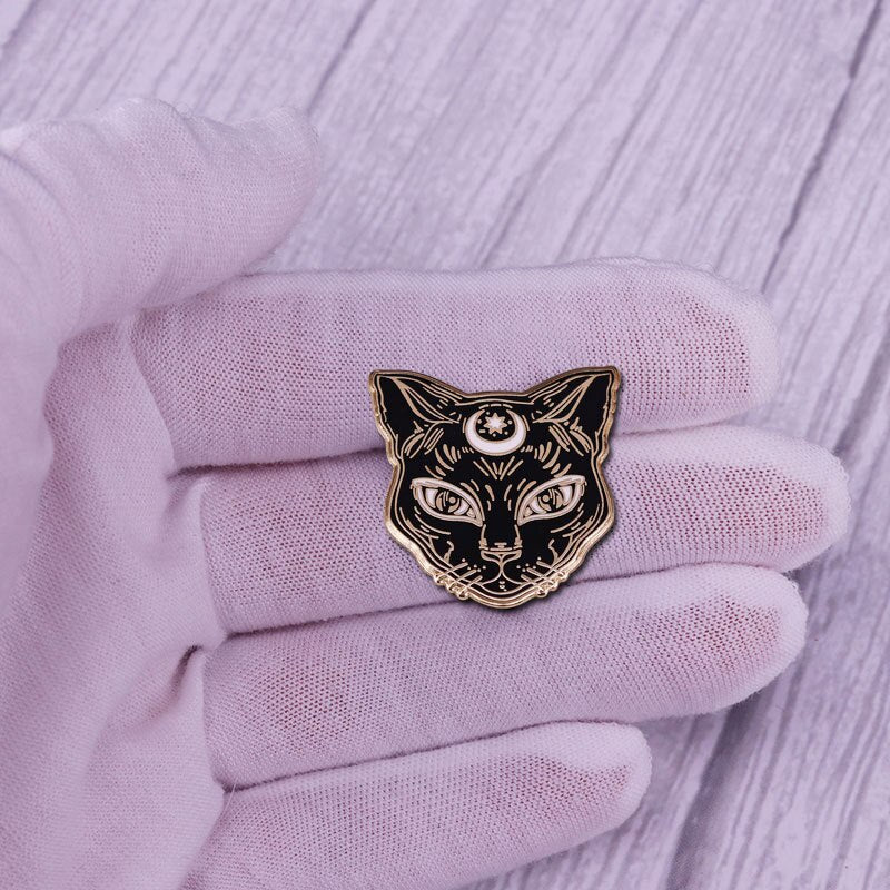 Mysterious animal Black cat brooch gothic Black moon cat badge