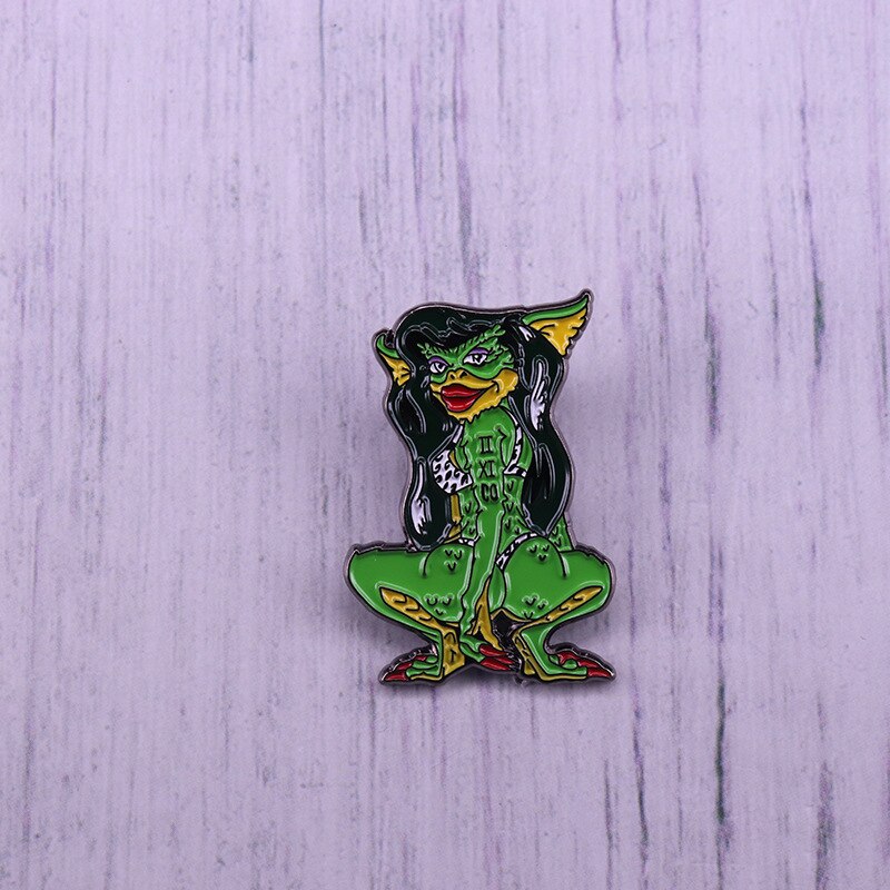 Little monster beautiful Greta woman brooch 80s nostalgic horror movie badge