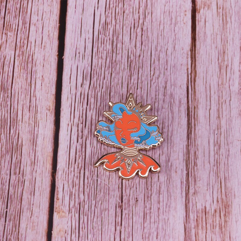Ocean Lady Brooch Compass Crown Item Badge Charm Goddess Art Pin
