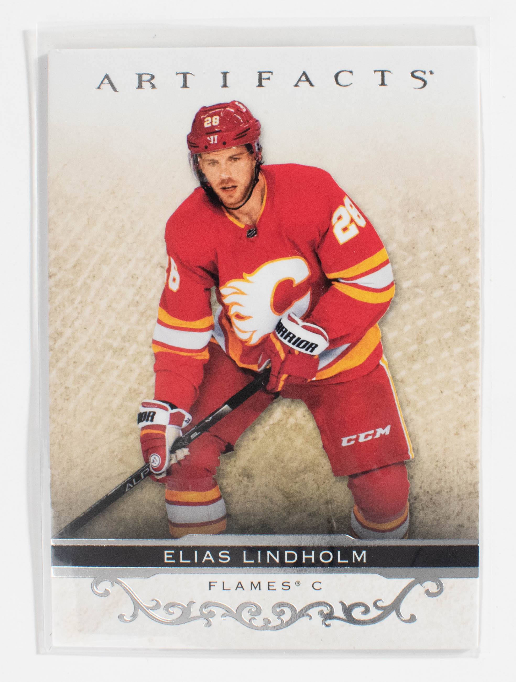 Elias Lindholm 56 Artifacts Hockey 21-22 UD Silver