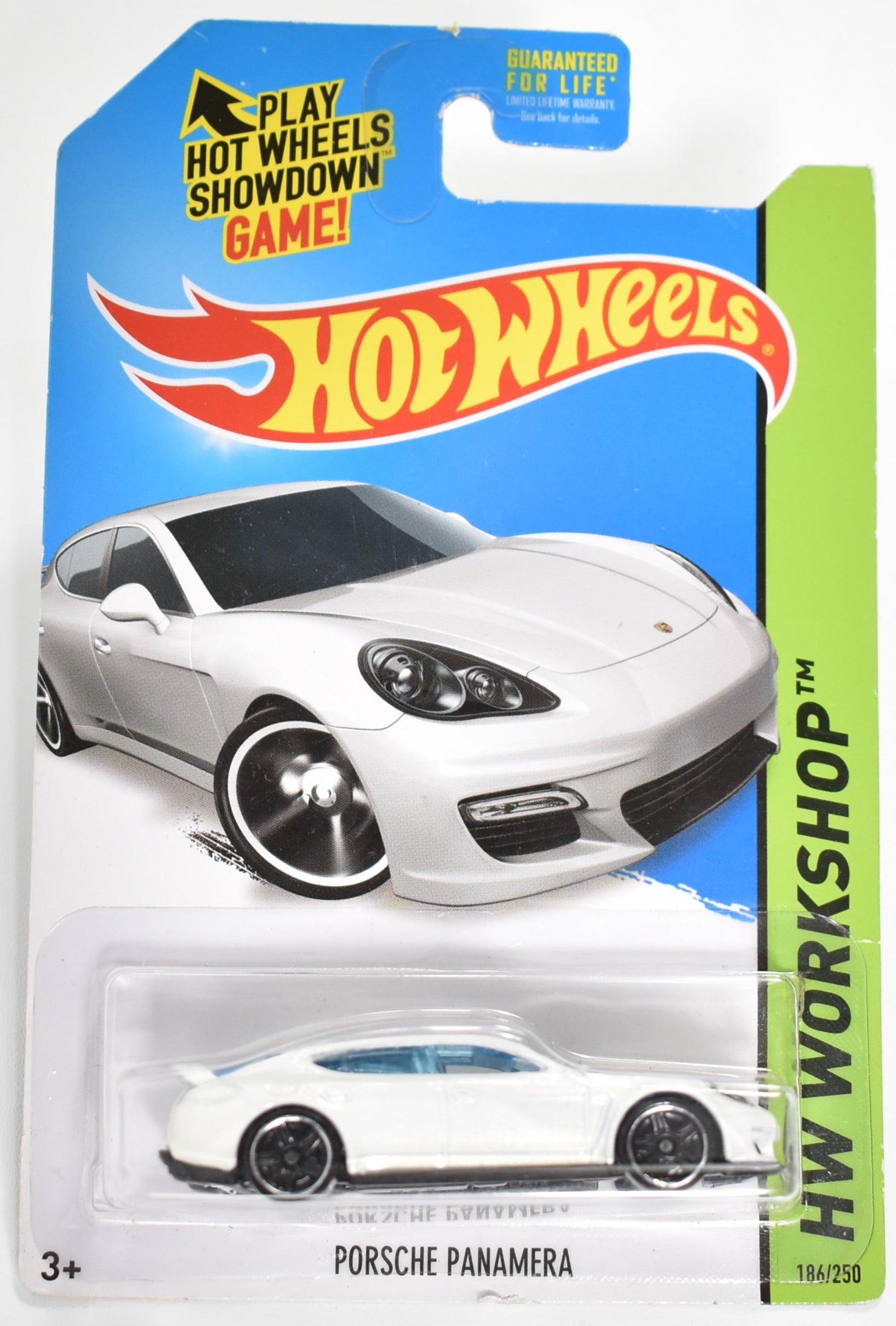 Porsche Panamera 186 Hot Wheels die cast car
