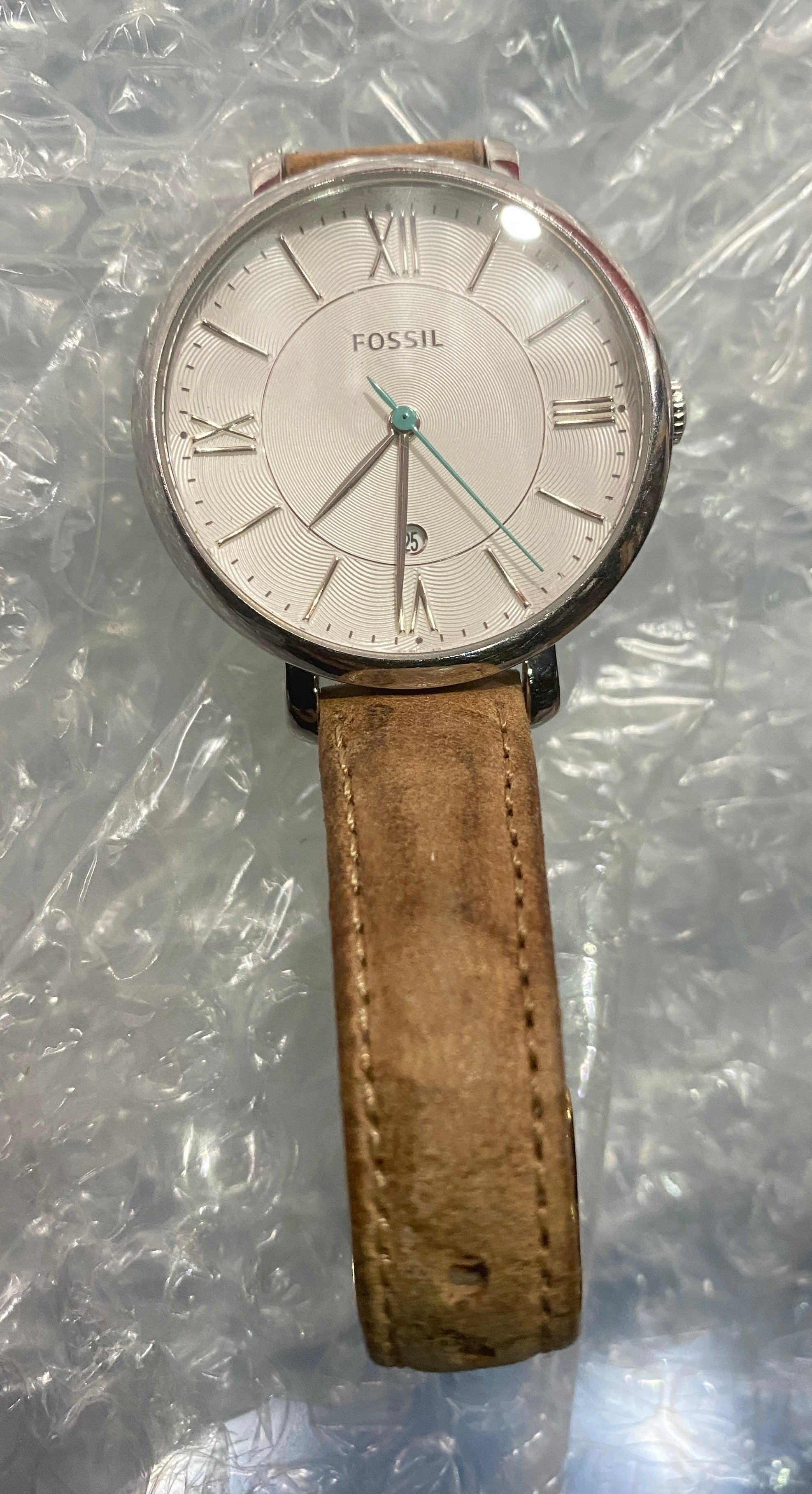 Fossil Stainless Steel Woman’s Wrist Watch 14 Inch Band Used 3ATM ES3796 741504 Authentic