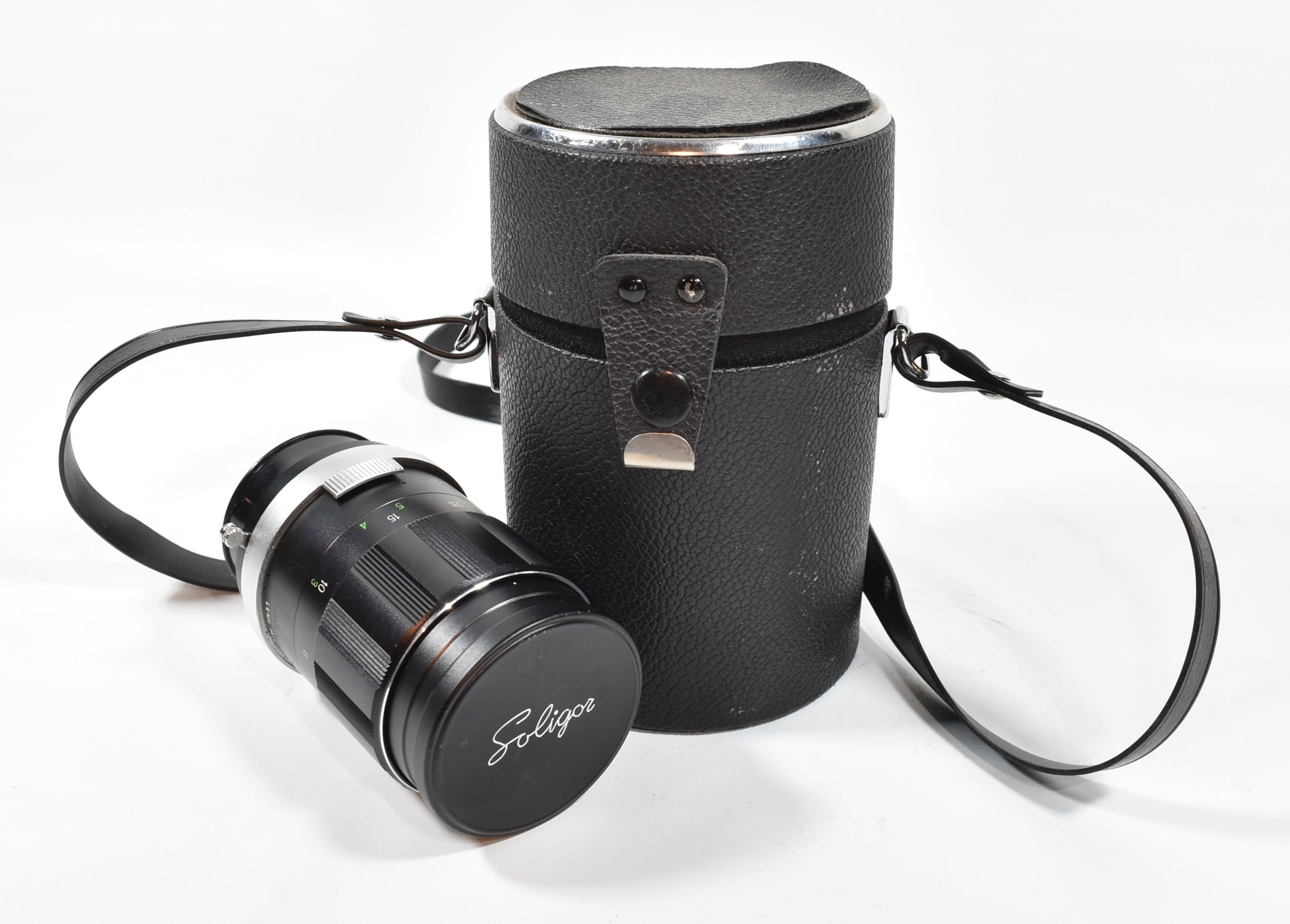 Vintage Soligor Camera Lenz F 135 MM Japanese No. 680665 Black with Case Used