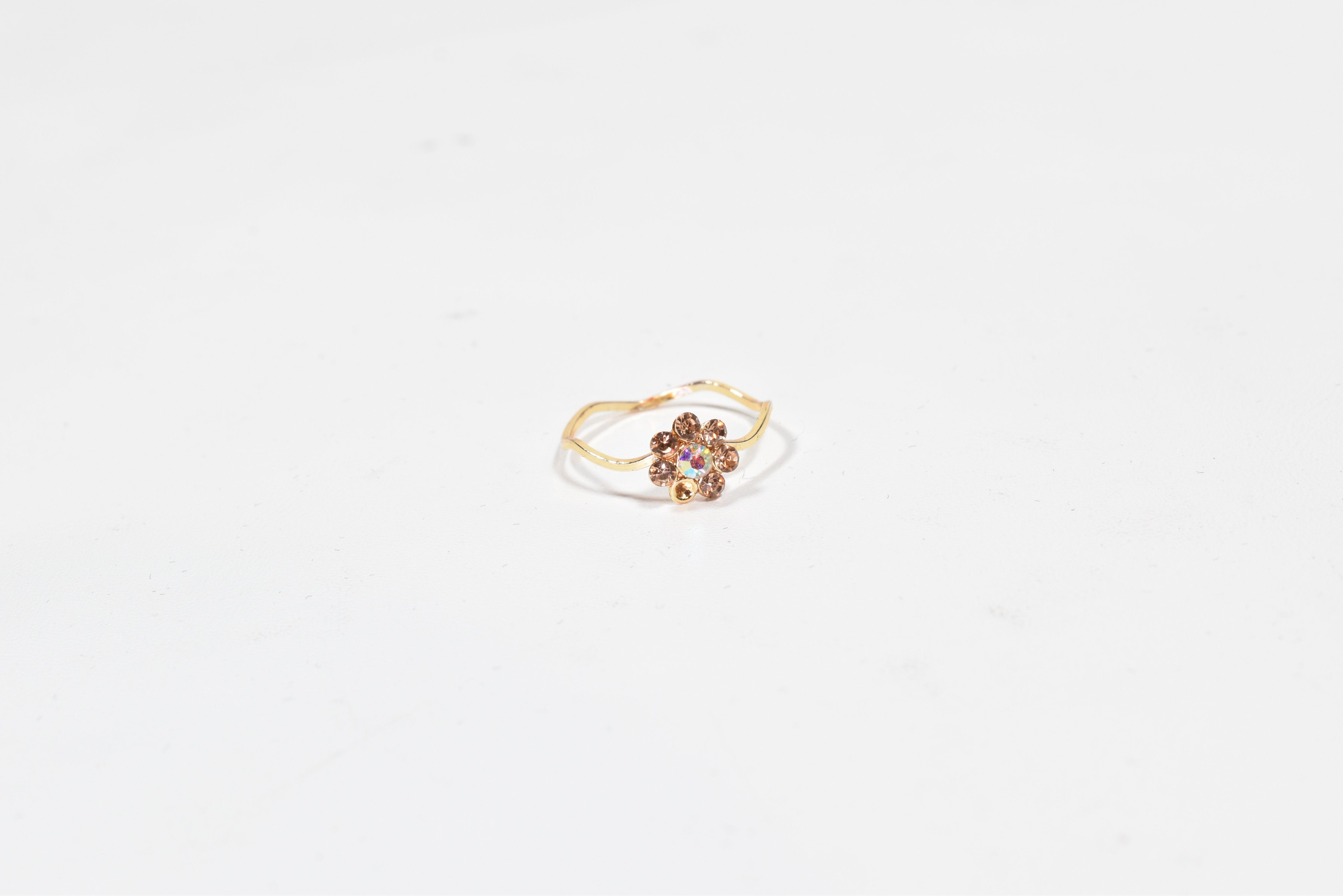 Cluster Ribbon flower Diamond Ring Gold Band Promise Ring Size 7 -00013
