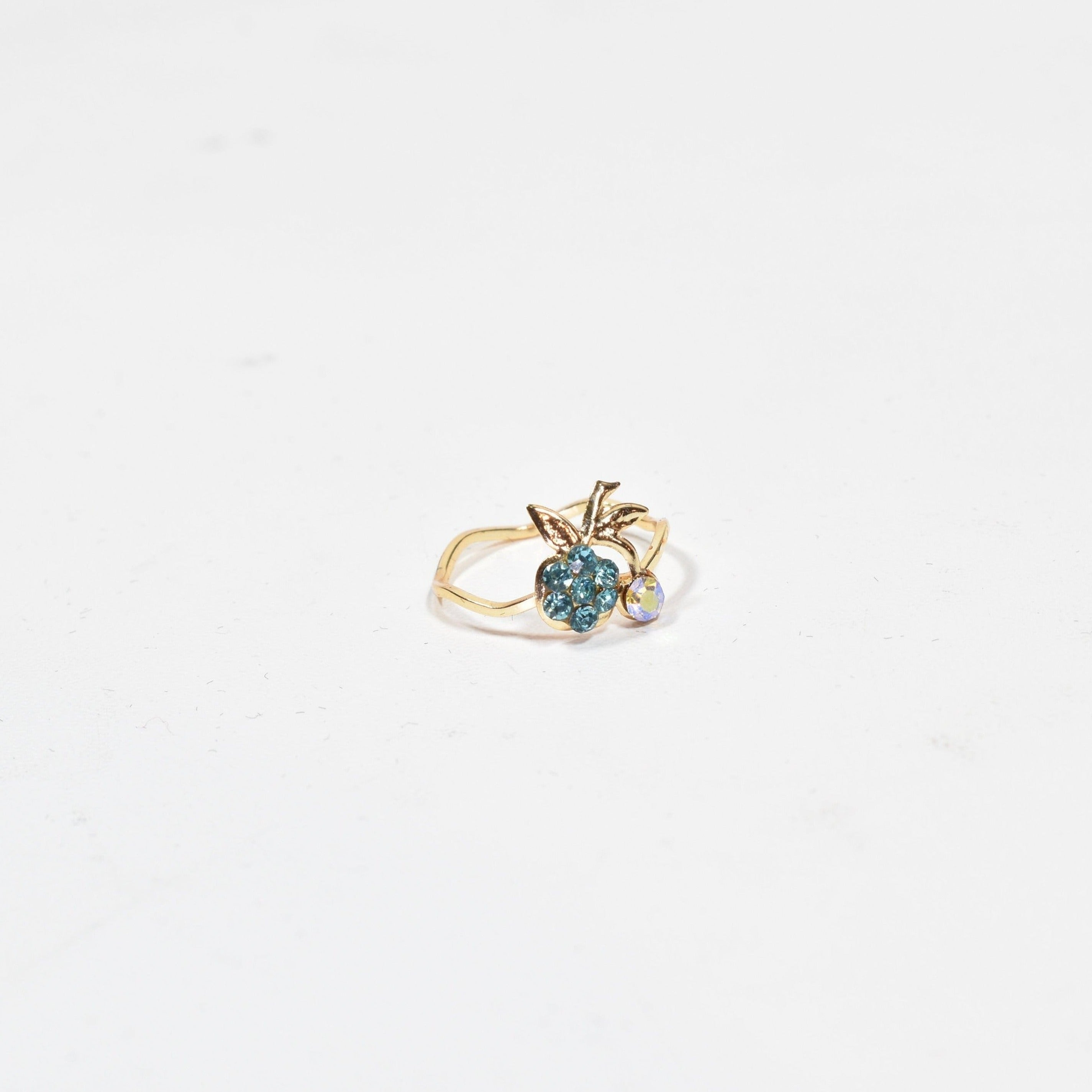 Aqua 6 stone gold band ring crystal color stone single used Size 4 -00034