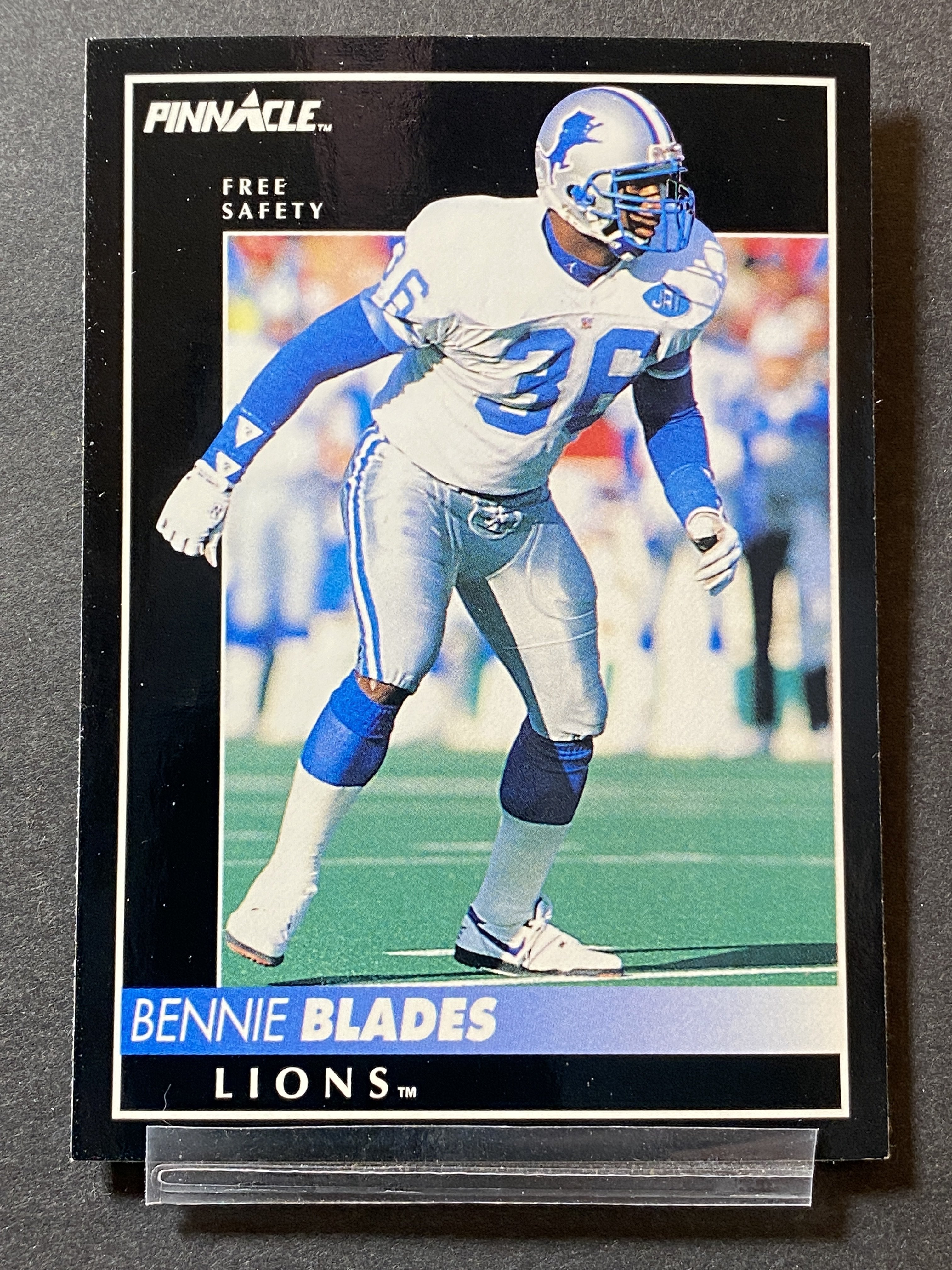Bennie Blades 61 1992 Pinnacle Football Card Detroit Lions