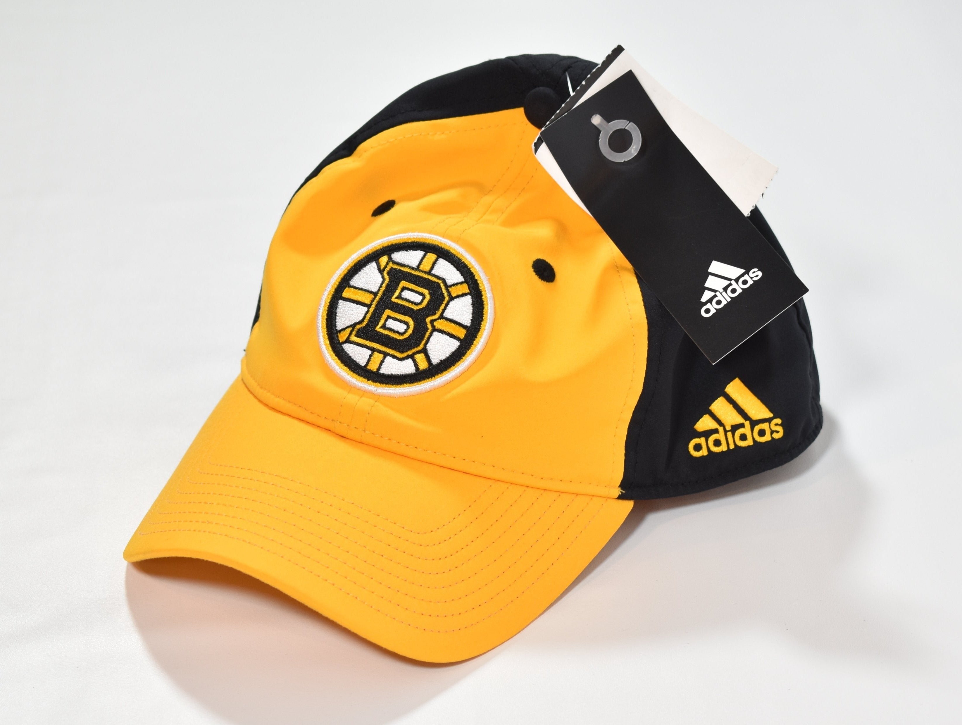 Adidas Hat NHL Boston Bruins Hat Flex Fit Medium Large Fast Dry NEW!!! 2020