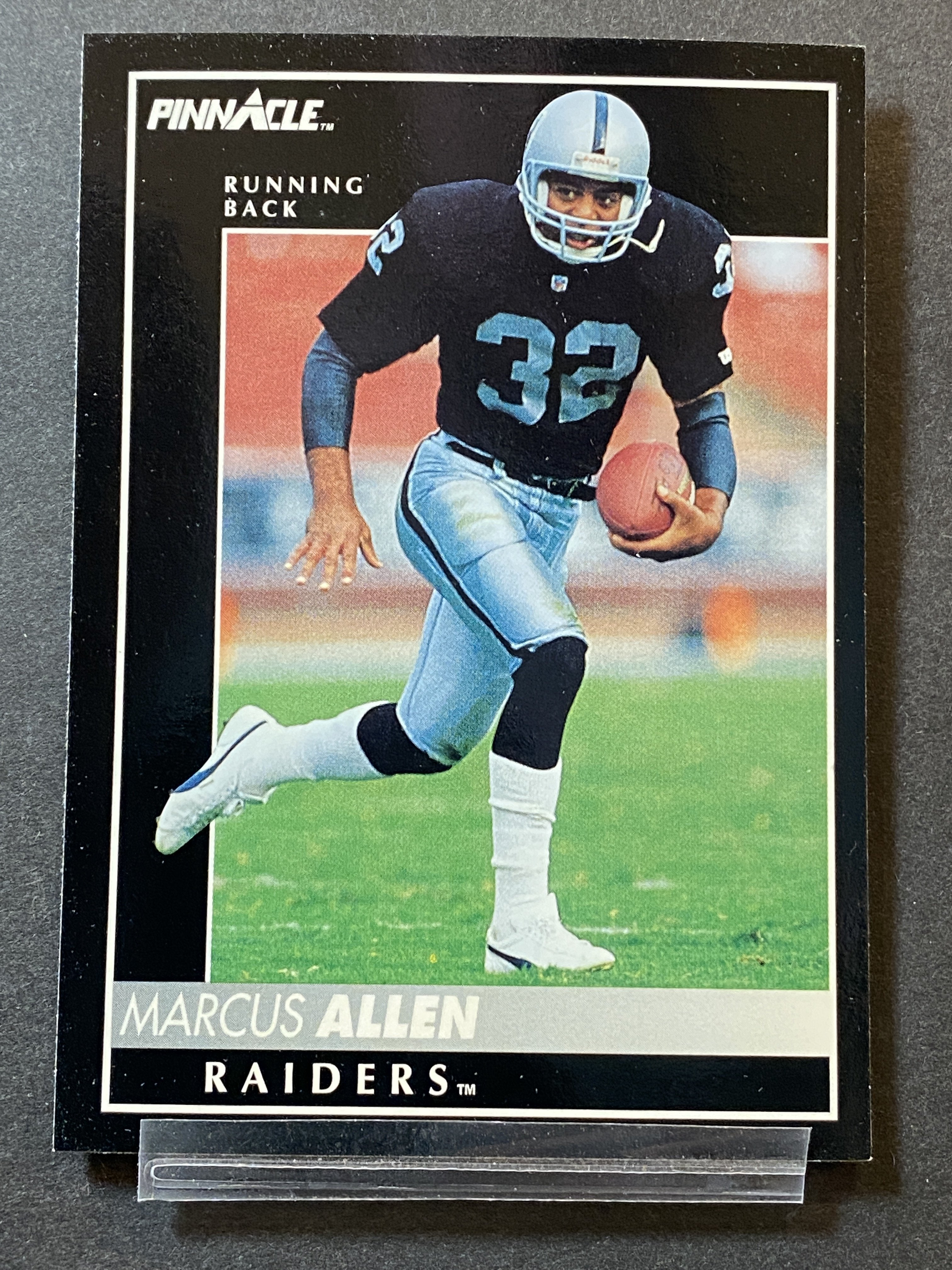 Marcus Allen 1992 Pinnacle Football Card Las Vegas Raiders