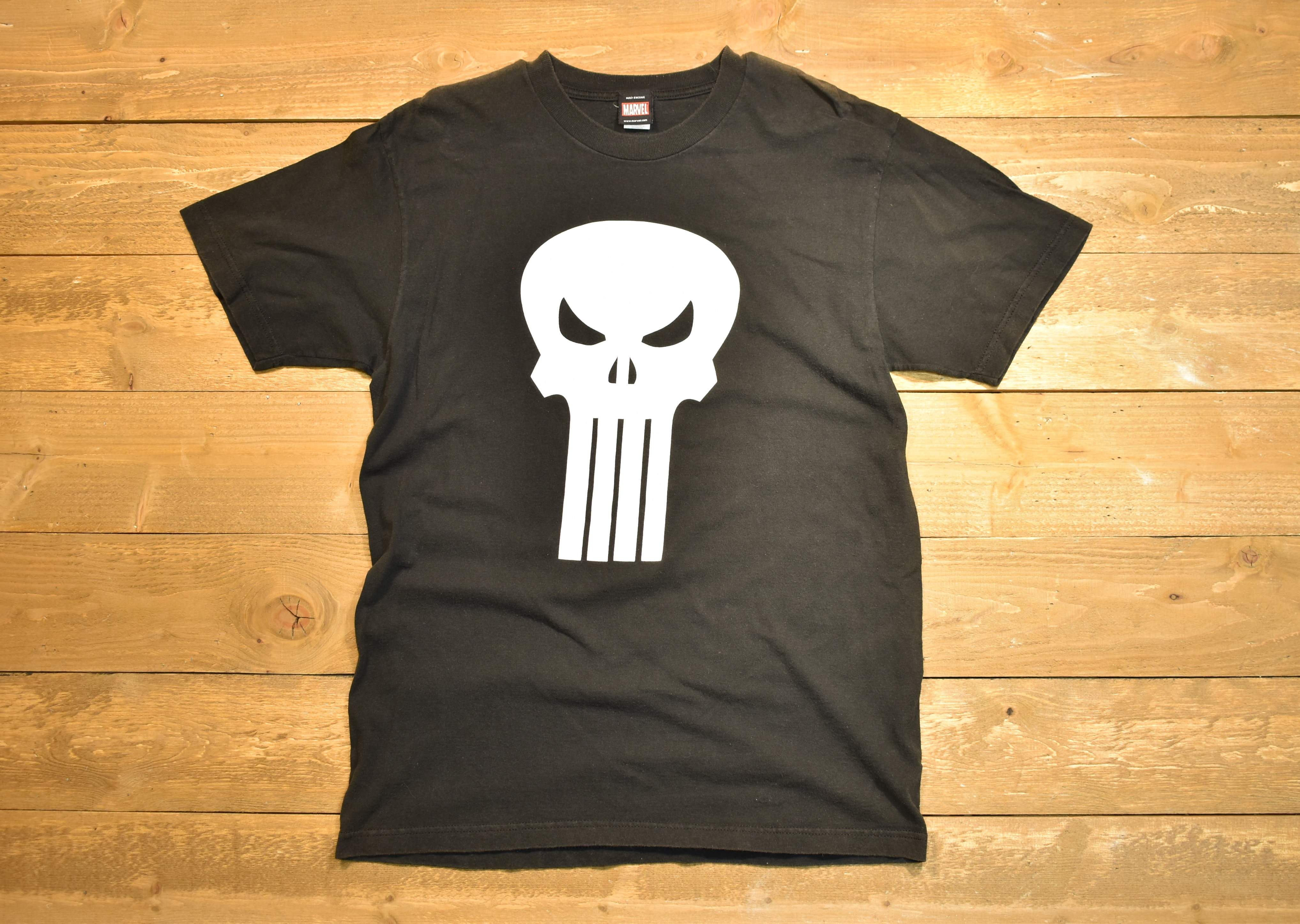 The punisher marvel T-shirt men's large black used