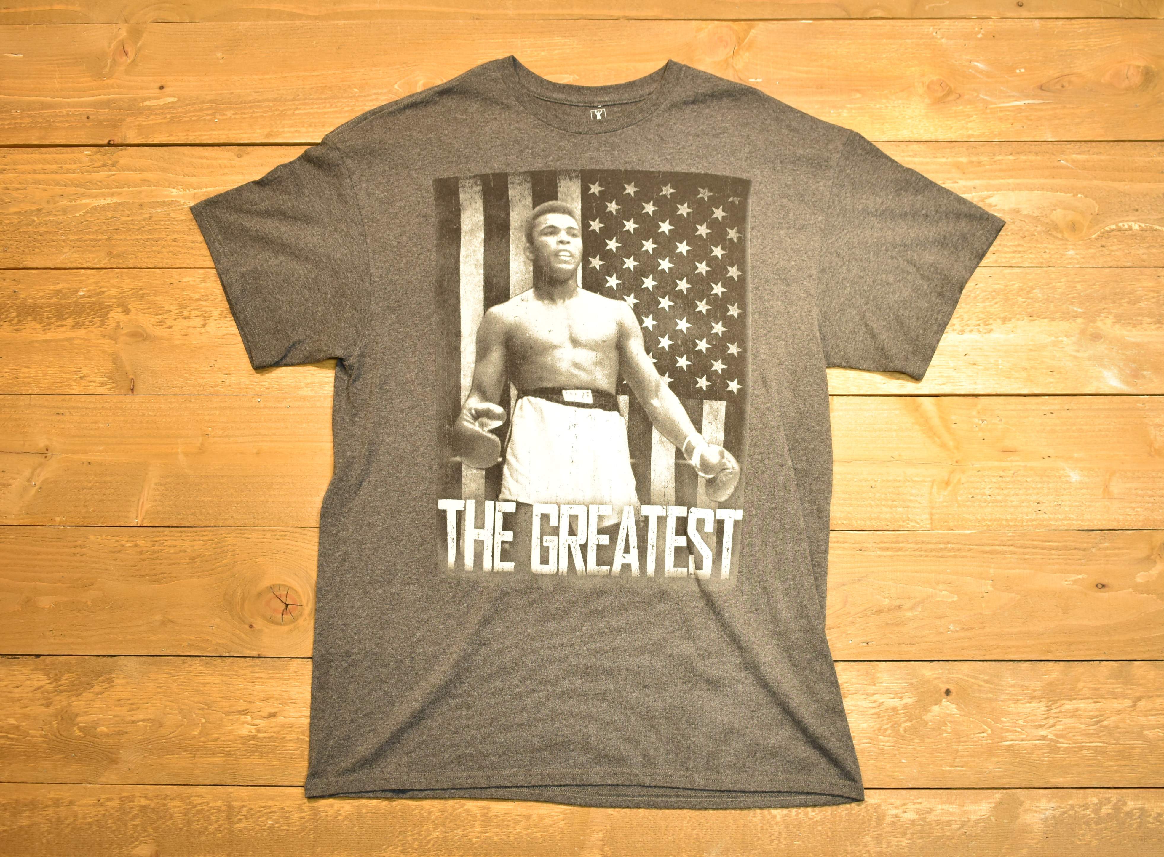 Muhamed Ali the greatest men's T-shirt authentic ALI size large used