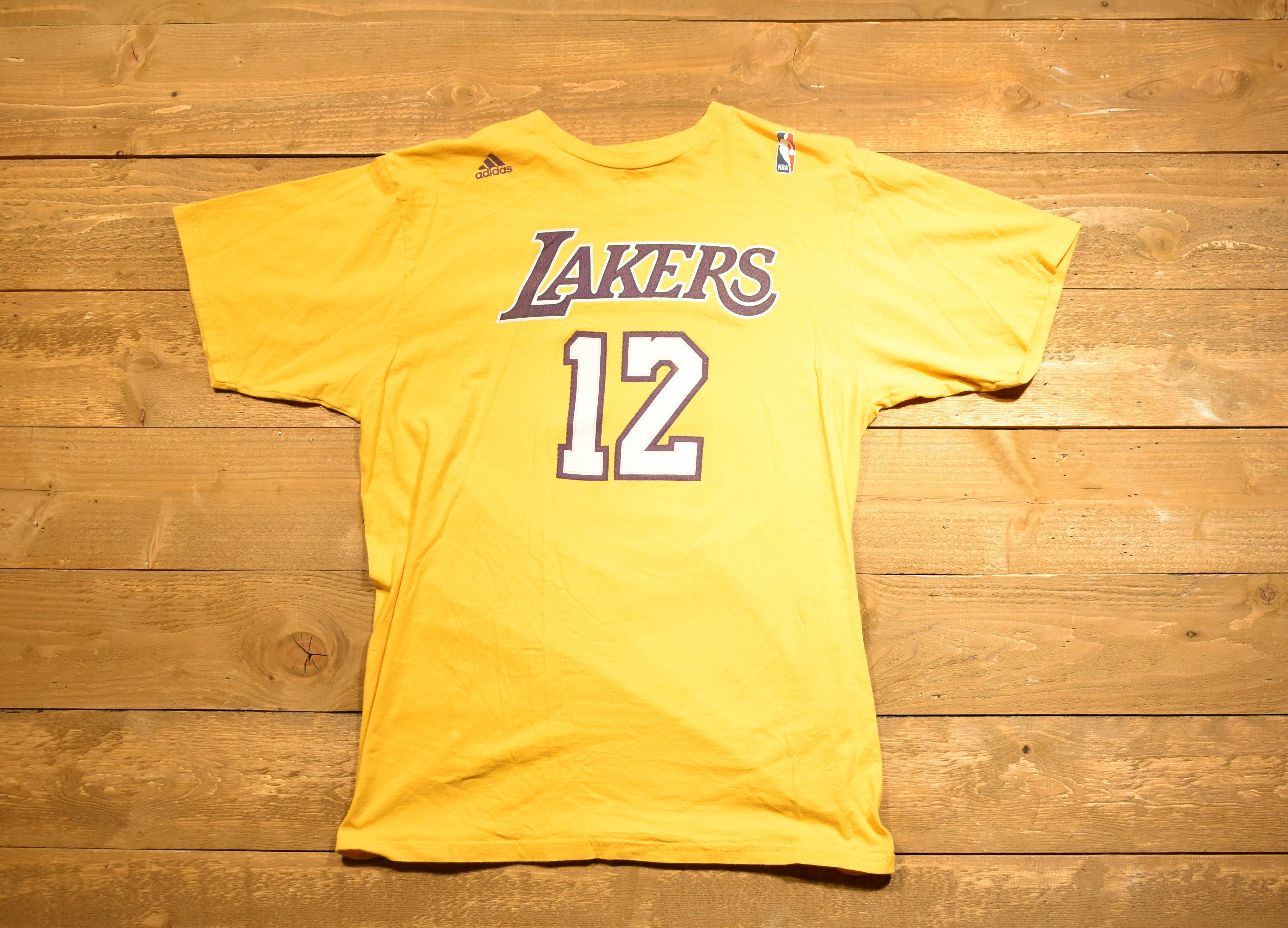LA Lakers men's T-shirt large Adidas NBA basketball 12 Howard used