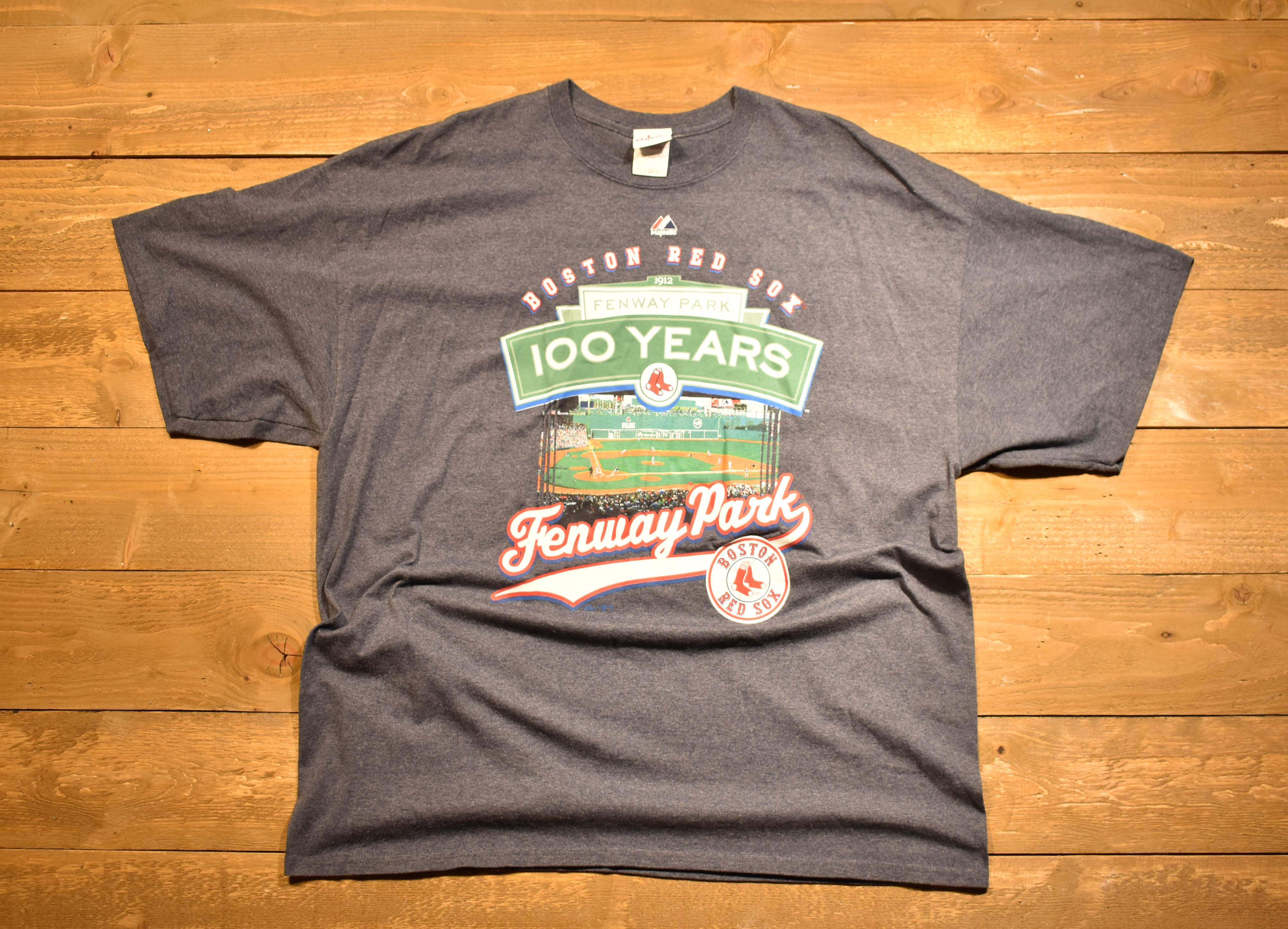 Boston Red Sox MLB baseball men's T-shirt two XL majestic Fenway park 100 years