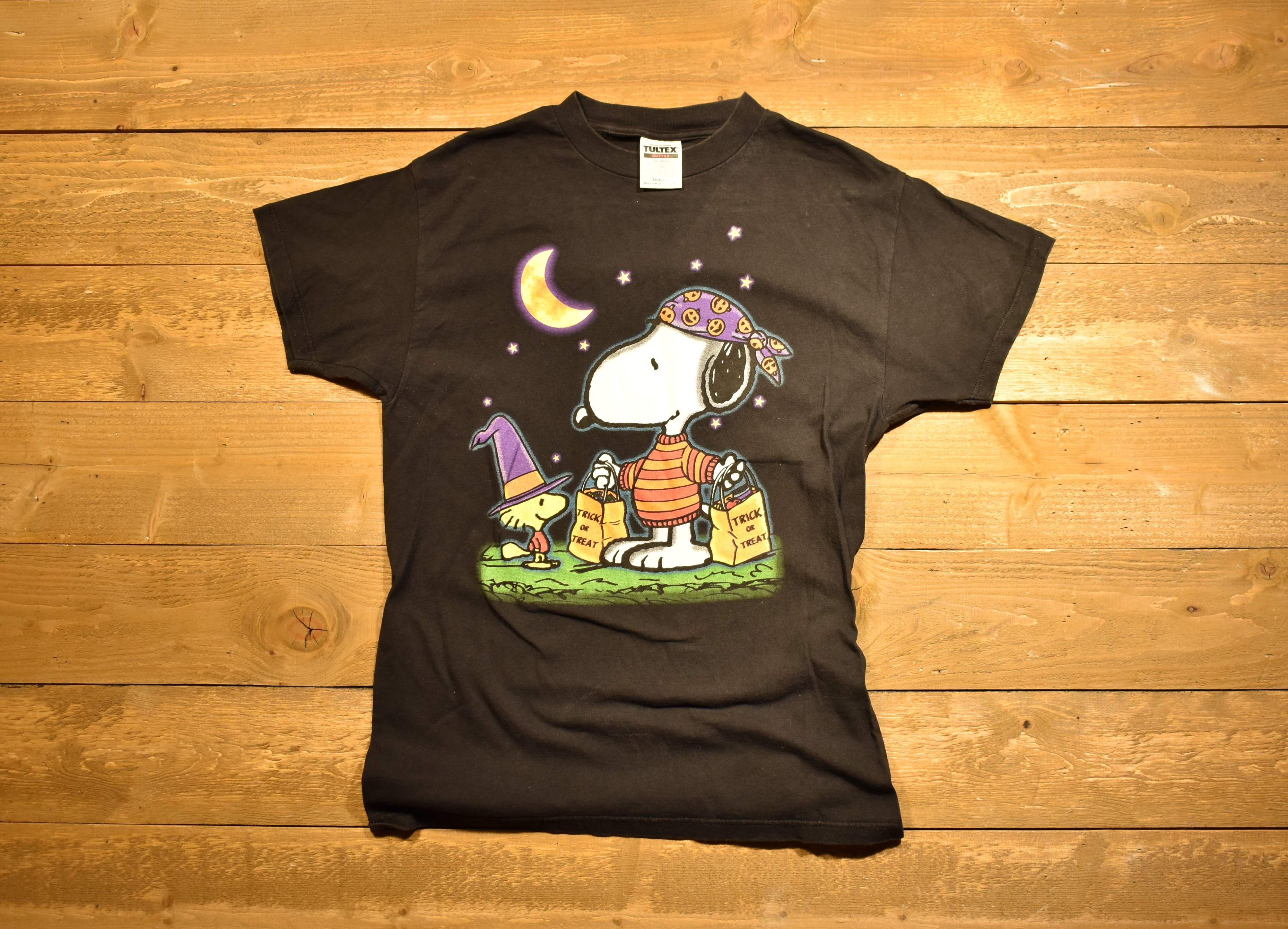 Snoopy Halloween men's T-shirt medium used
