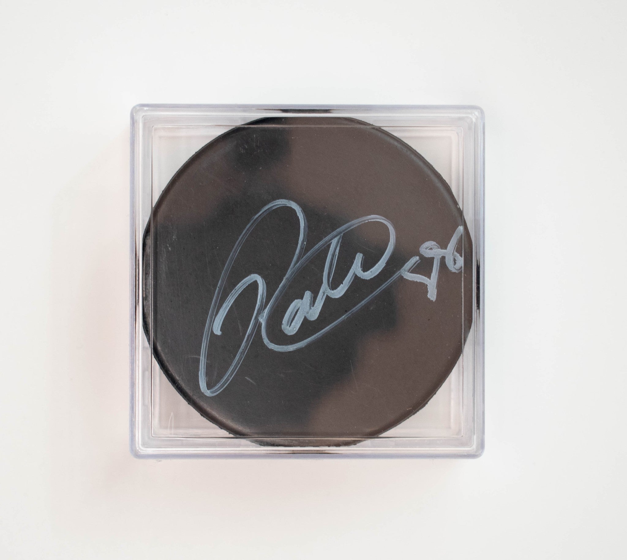Hockey Puck Patrick Kane Chicago Blackhawks Signed W COA #88