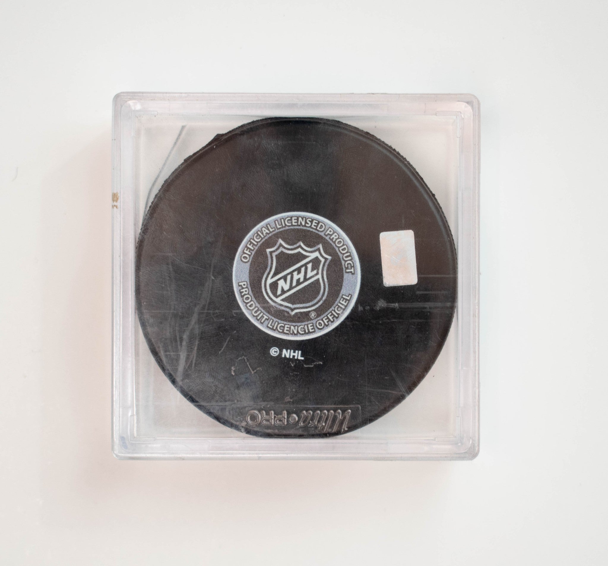 Hockey Puck Corey Crawford Chicago Blackhawks Signed W COA #50