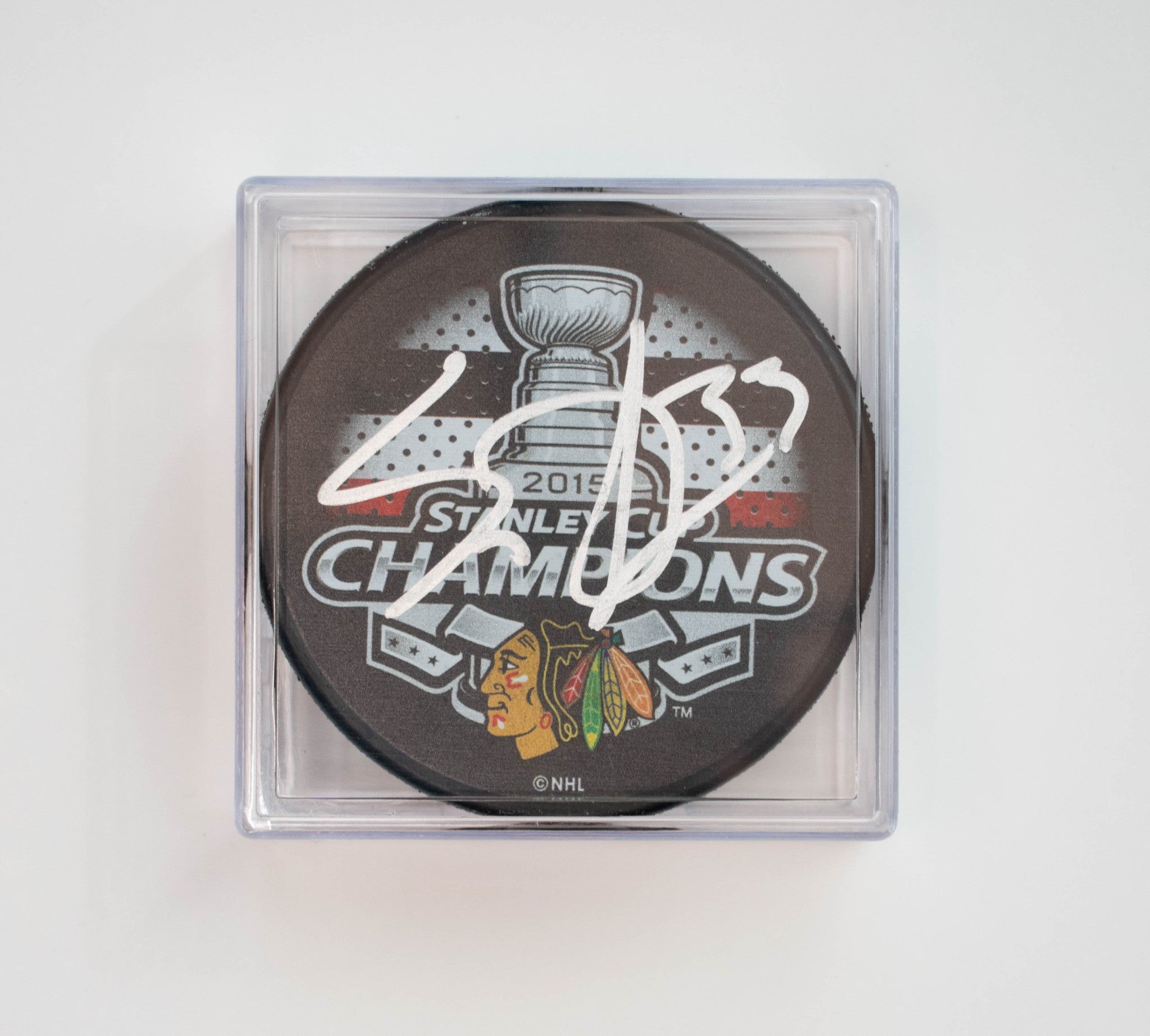 Hockey Puck Scott Darling Chicago Blackhawks Signed W COA #33