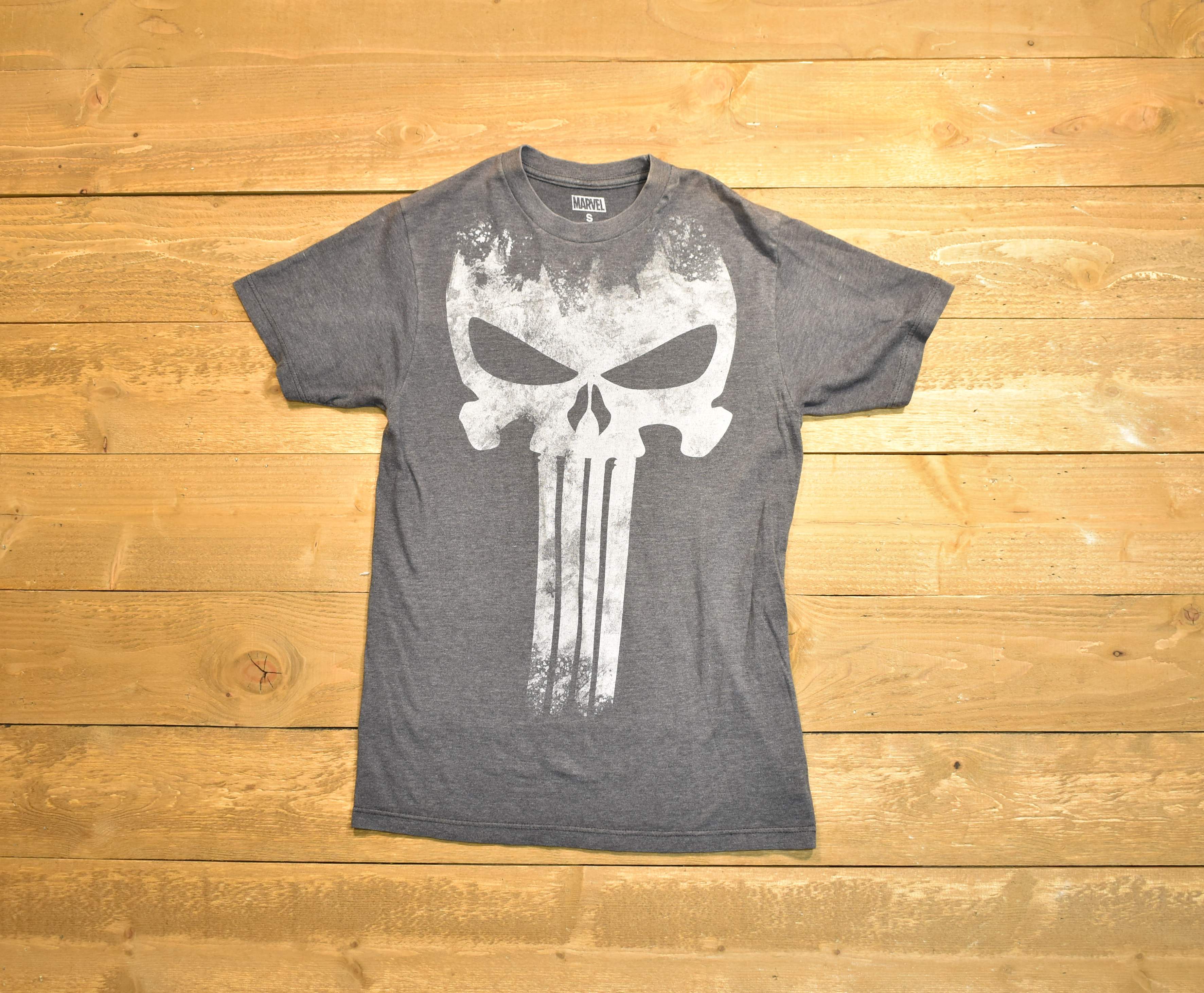Punisher small T-shirt marvel comics gray T-shirt used