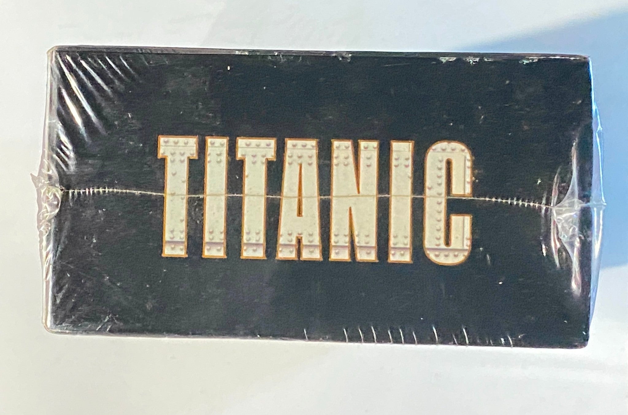 Titanic (VHS, 1997, 2-Tape Set) Factory Sealed New Leonardo Dicaprio Cameron