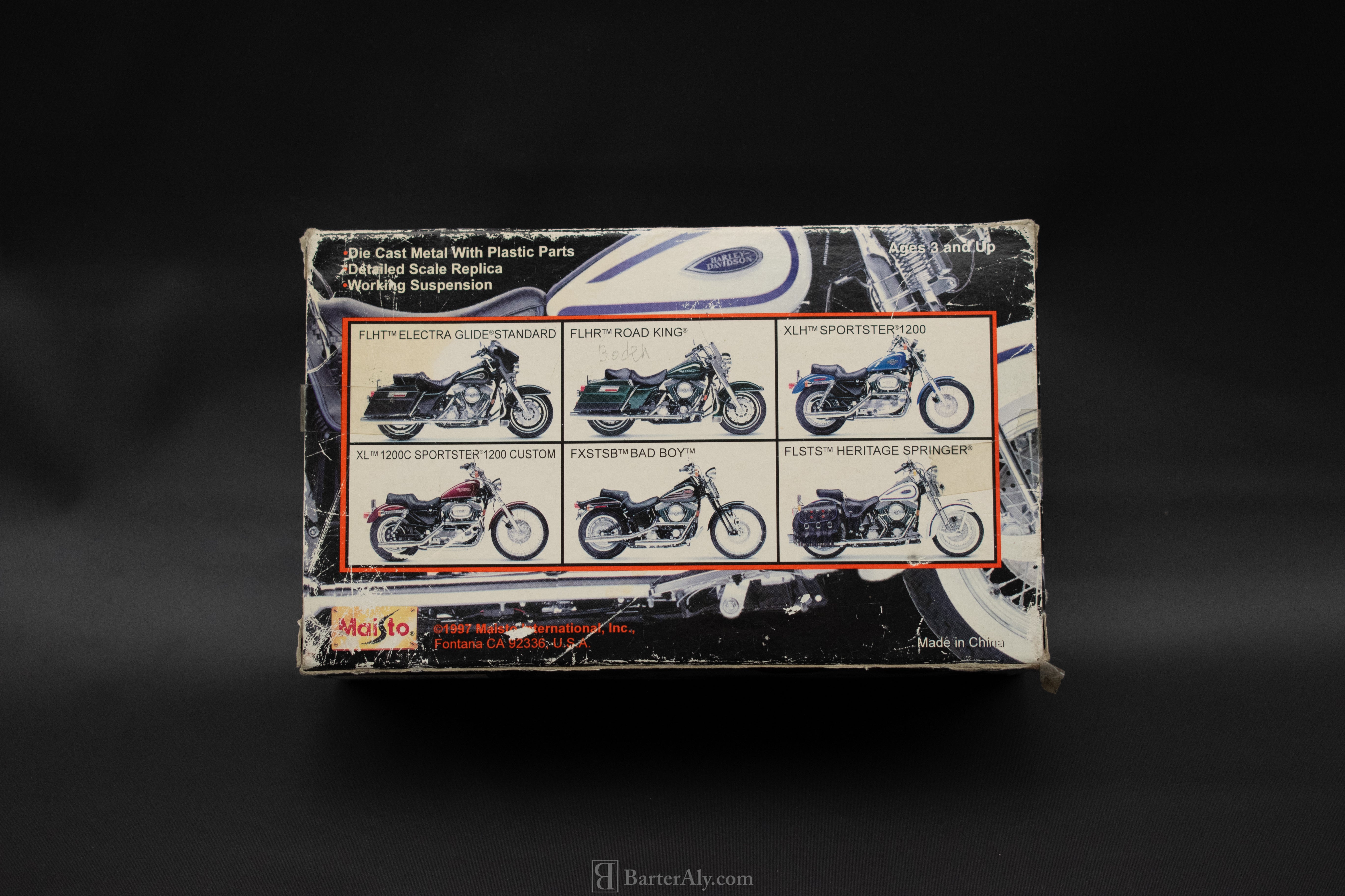 Harley Davidson Motor Cycle 1.18 Scale Maisto Authentic Die Cast Toy Bike 1997