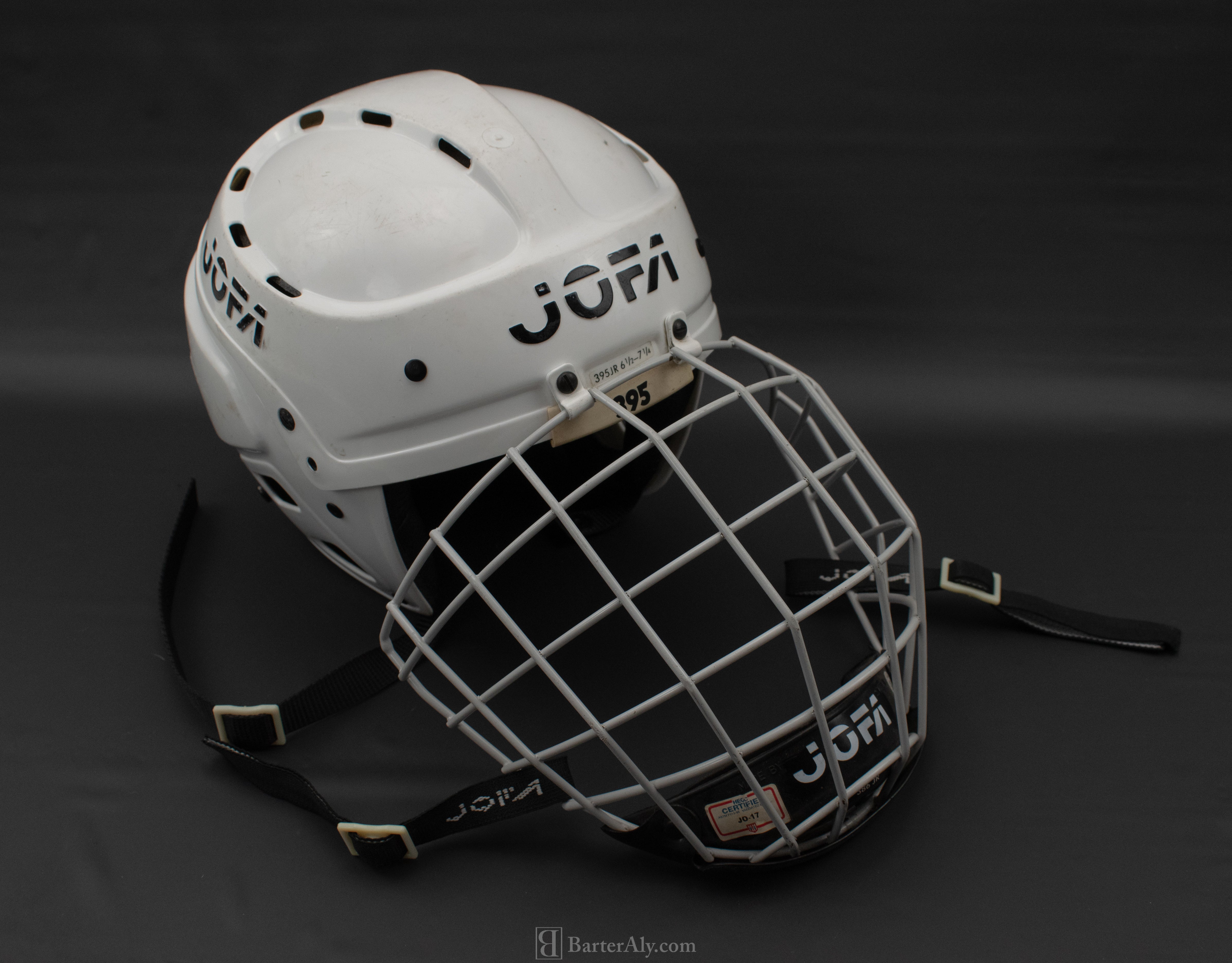 Hockey Helmet 395 Jr 6 1/2 - 7 1/4 White Hockey Protective Full Face 55-62