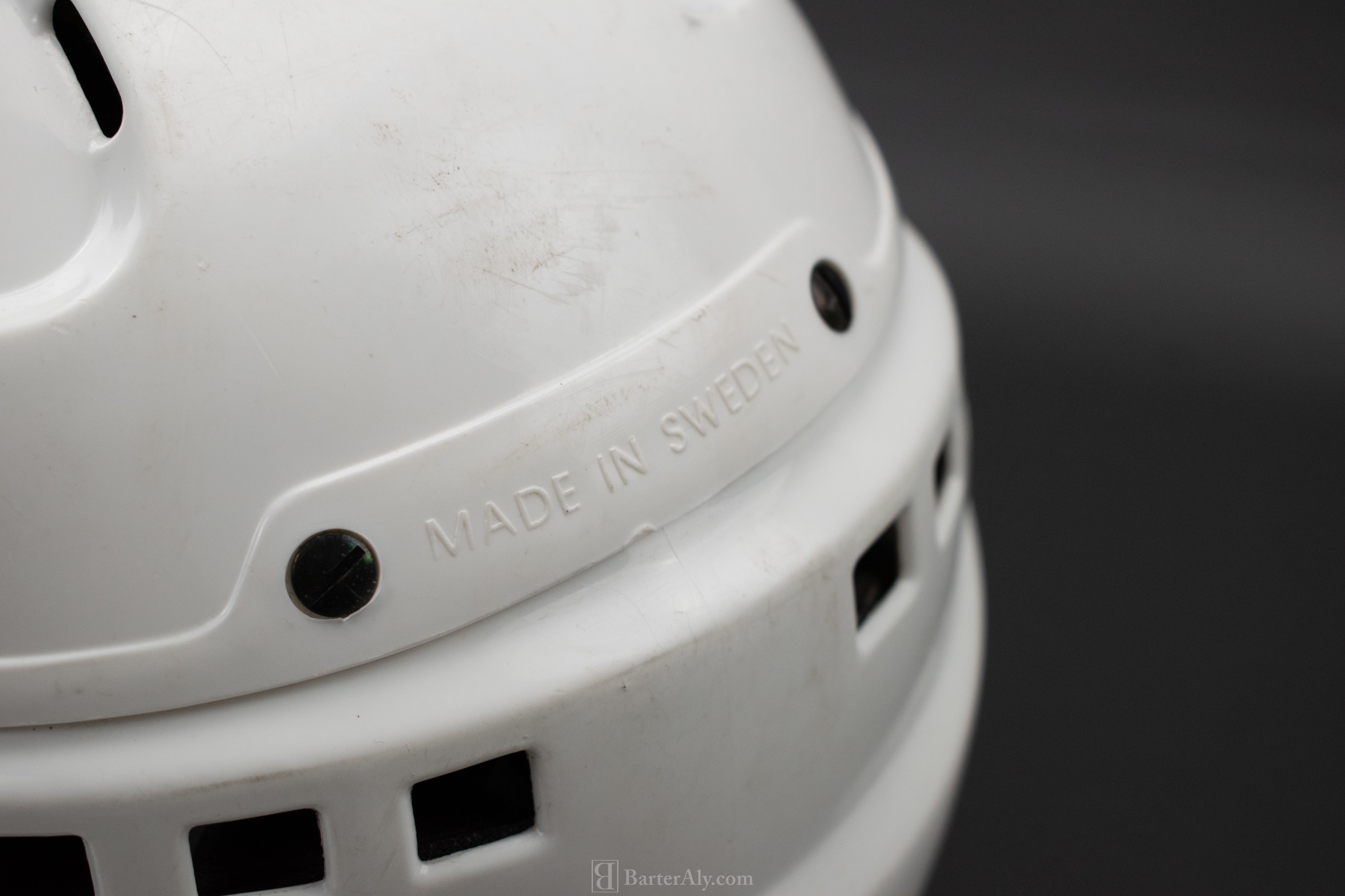 Hockey Helmet 395 Jr 6 1/2 - 7 1/4 White Hockey Protective Full Face 55-62