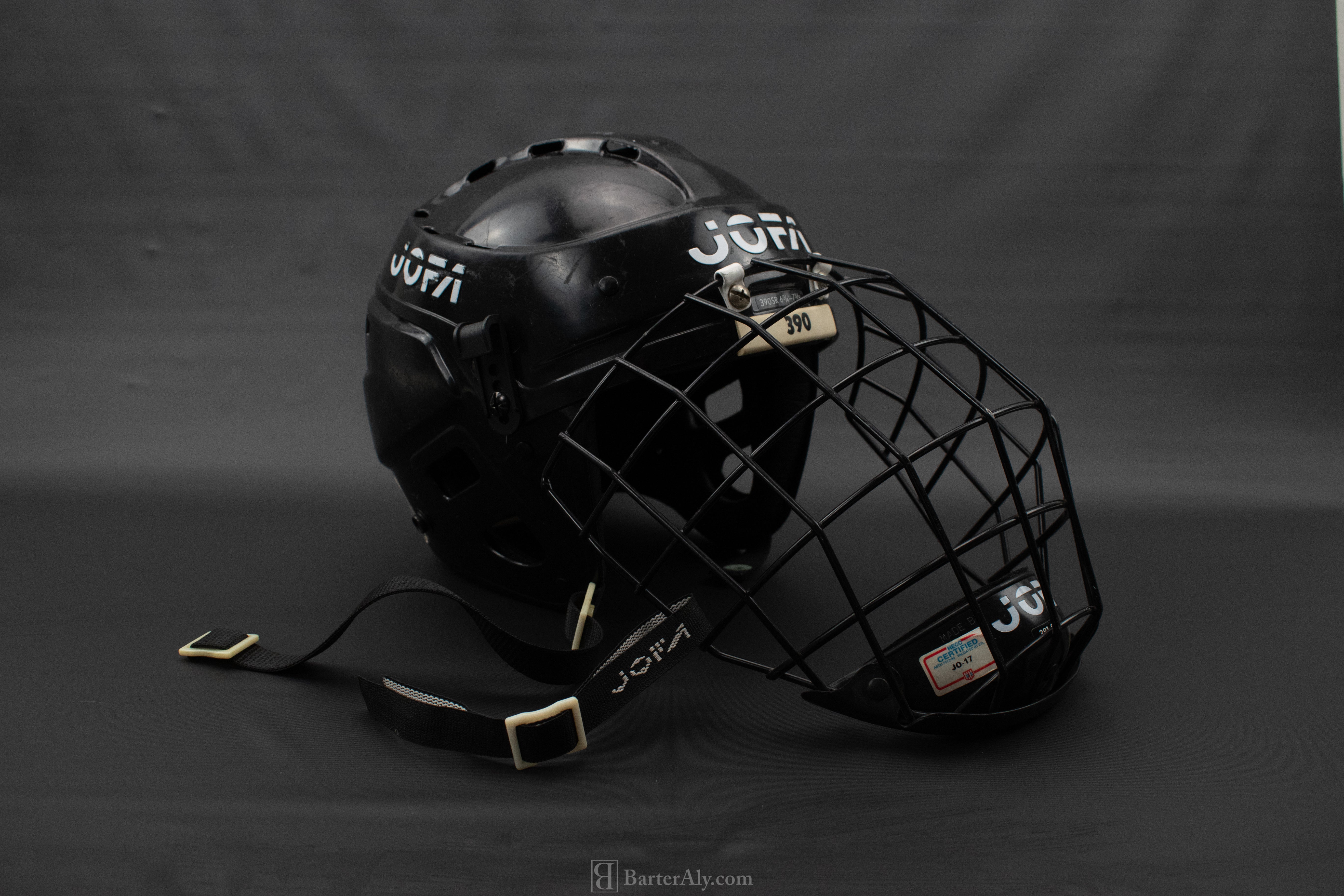 Hockey Helmet 395 Jr 6 1/2 - 7 1/4 Black Hockey Helmet Size 55-62