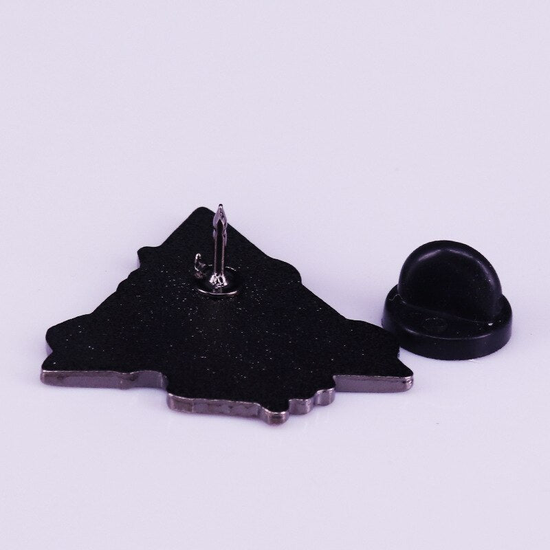 Cat brooch on space synthesizer pop neon light piano keyboard badge creative music accessories