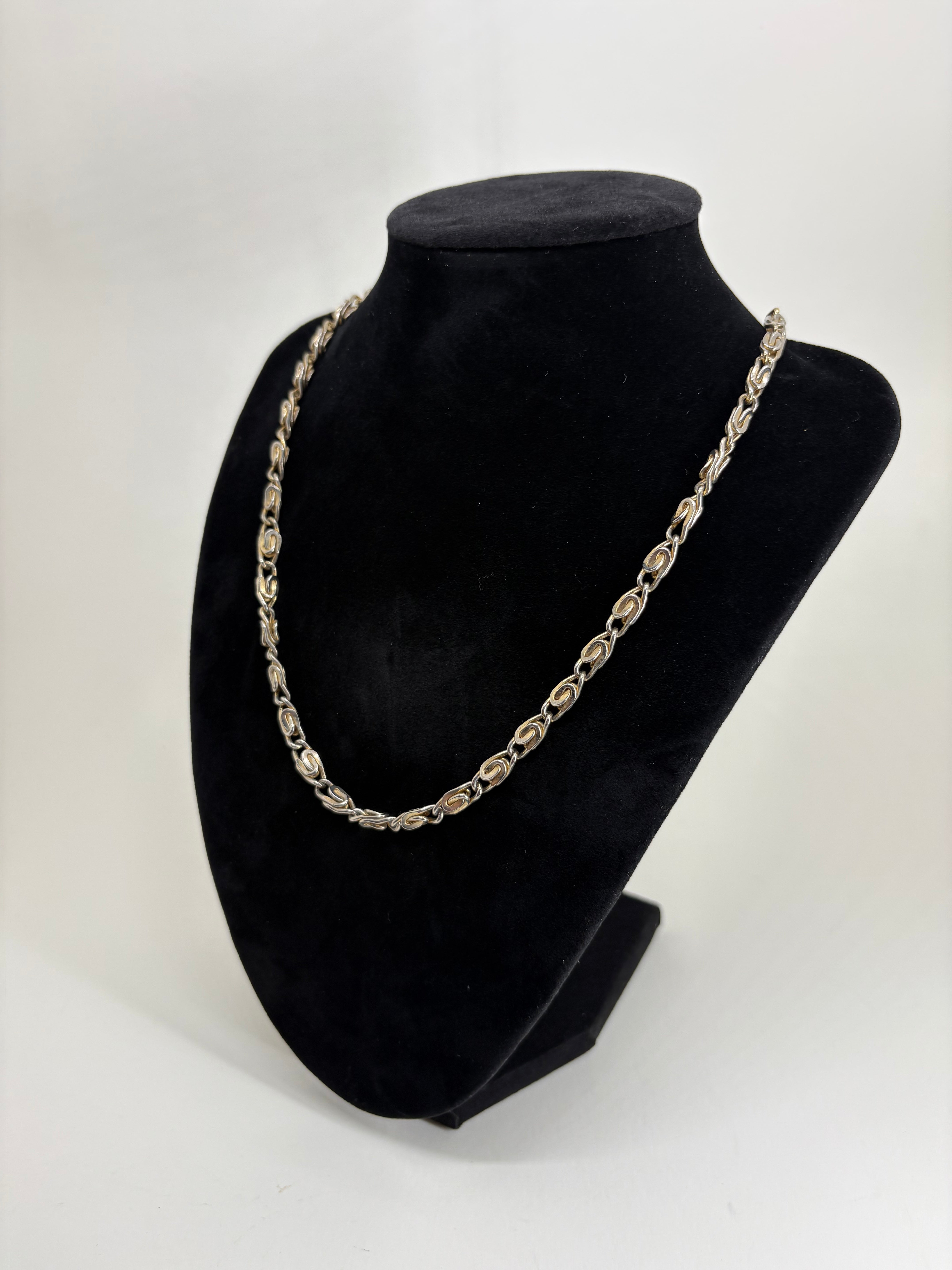 Vintage Gold Tone S-Link Chain Necklace 9"