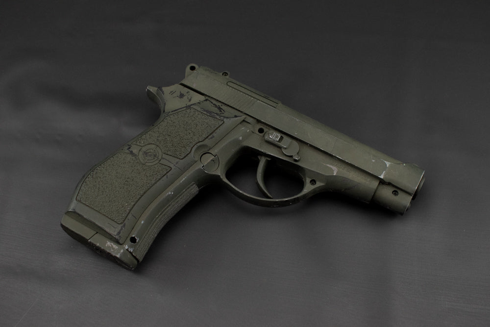 Hand Held Painted Green Mag Feed Spring Loaded BB Gun Used Metal Pfm16